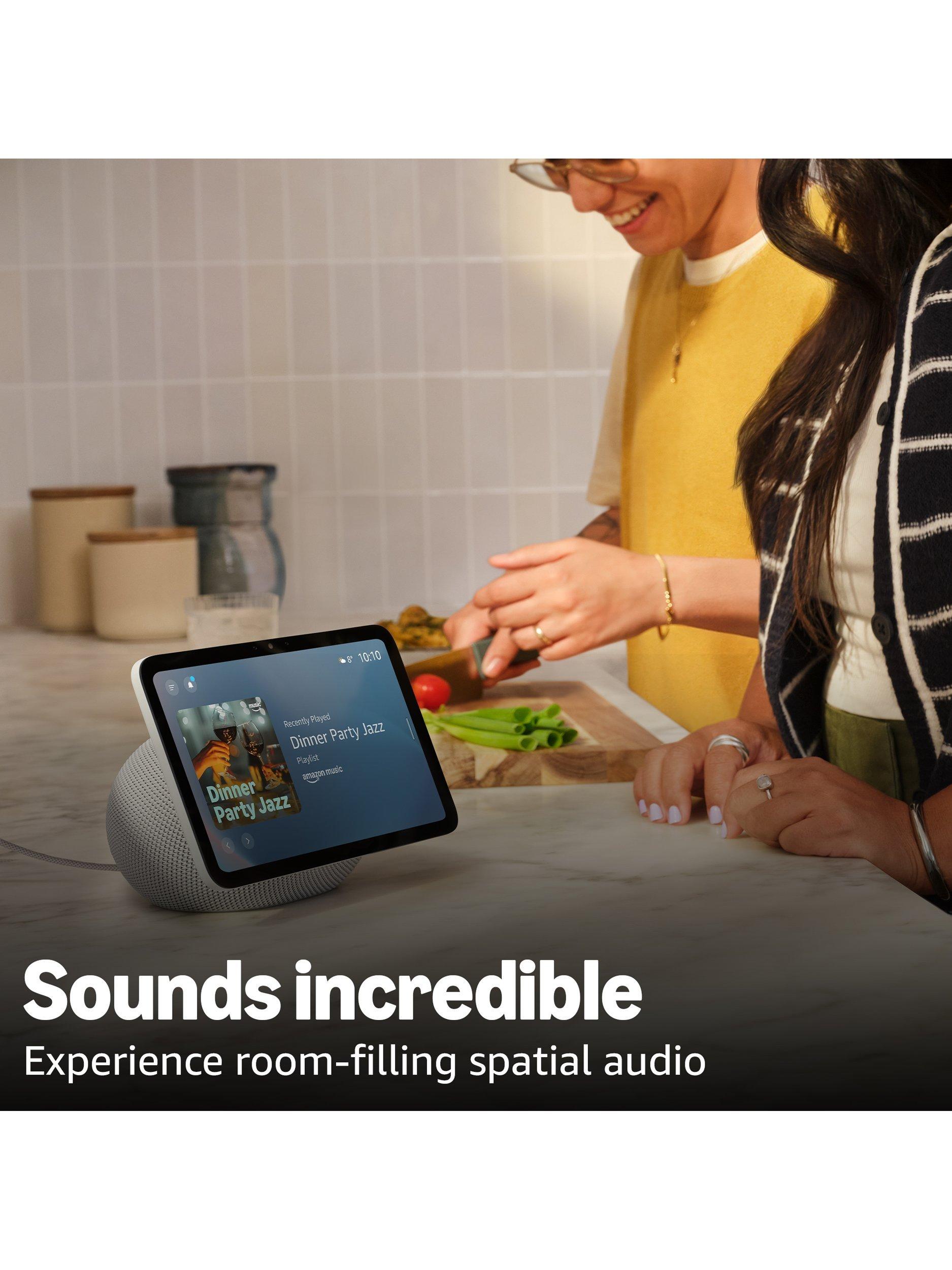 Amazon Echo Show 8 smart speaker 8.7 inch display, UK version