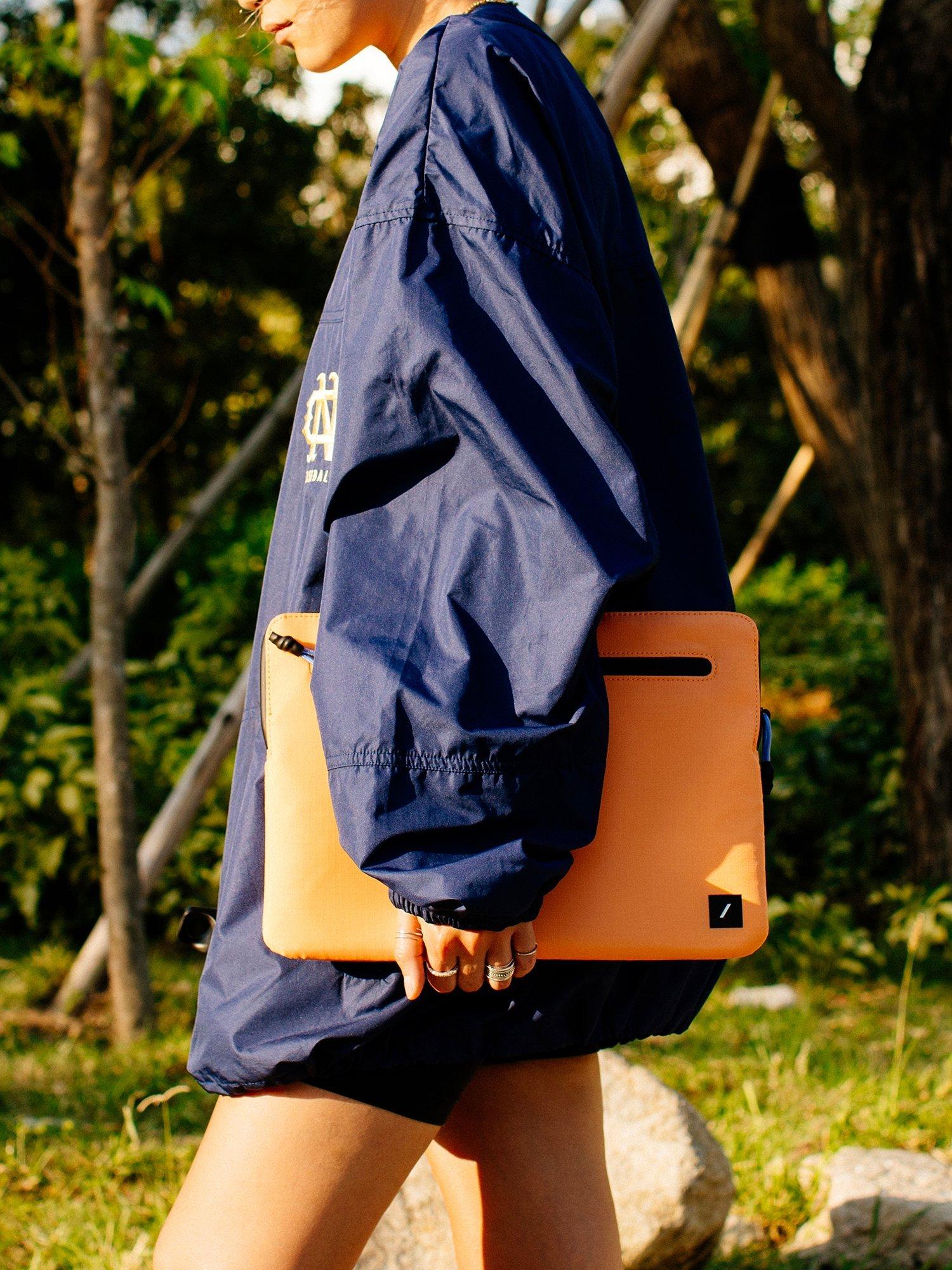 Native Union Ultralight sleeve for MacBook 16, imported from the UK