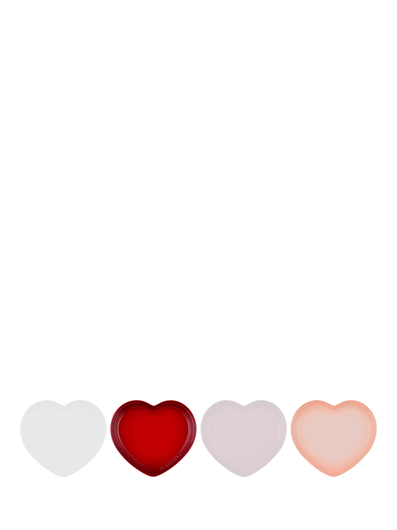 Le Creuset stoneware heart plates set of 4 23cm, imported from the UK