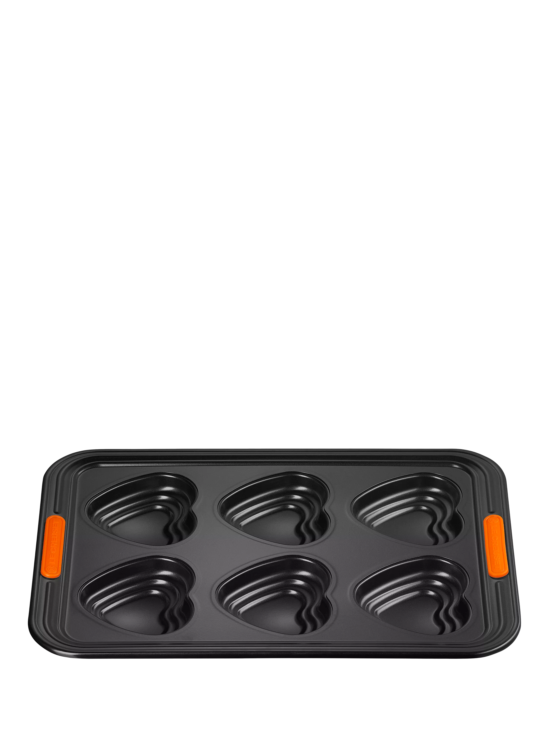 Le Creuset heart non-stick bake tray 6 cup - British product