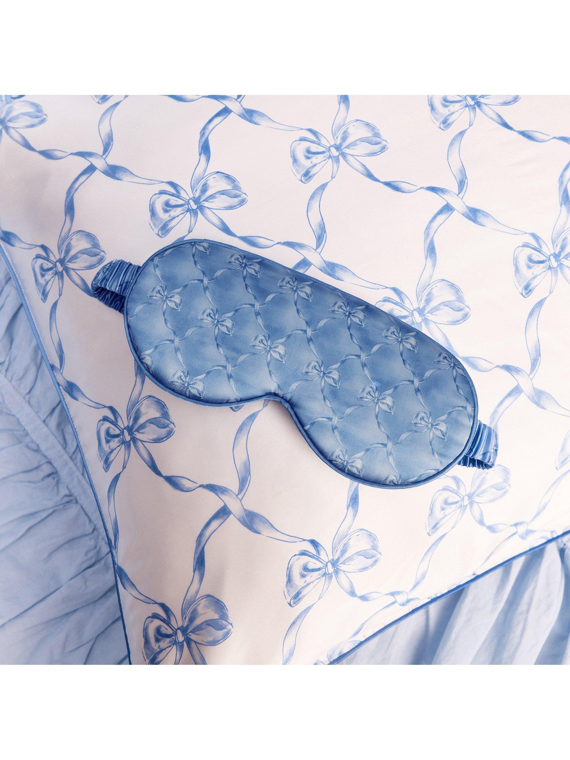 Slip contour sleep mask for eyelash extensions, imported from the UK
