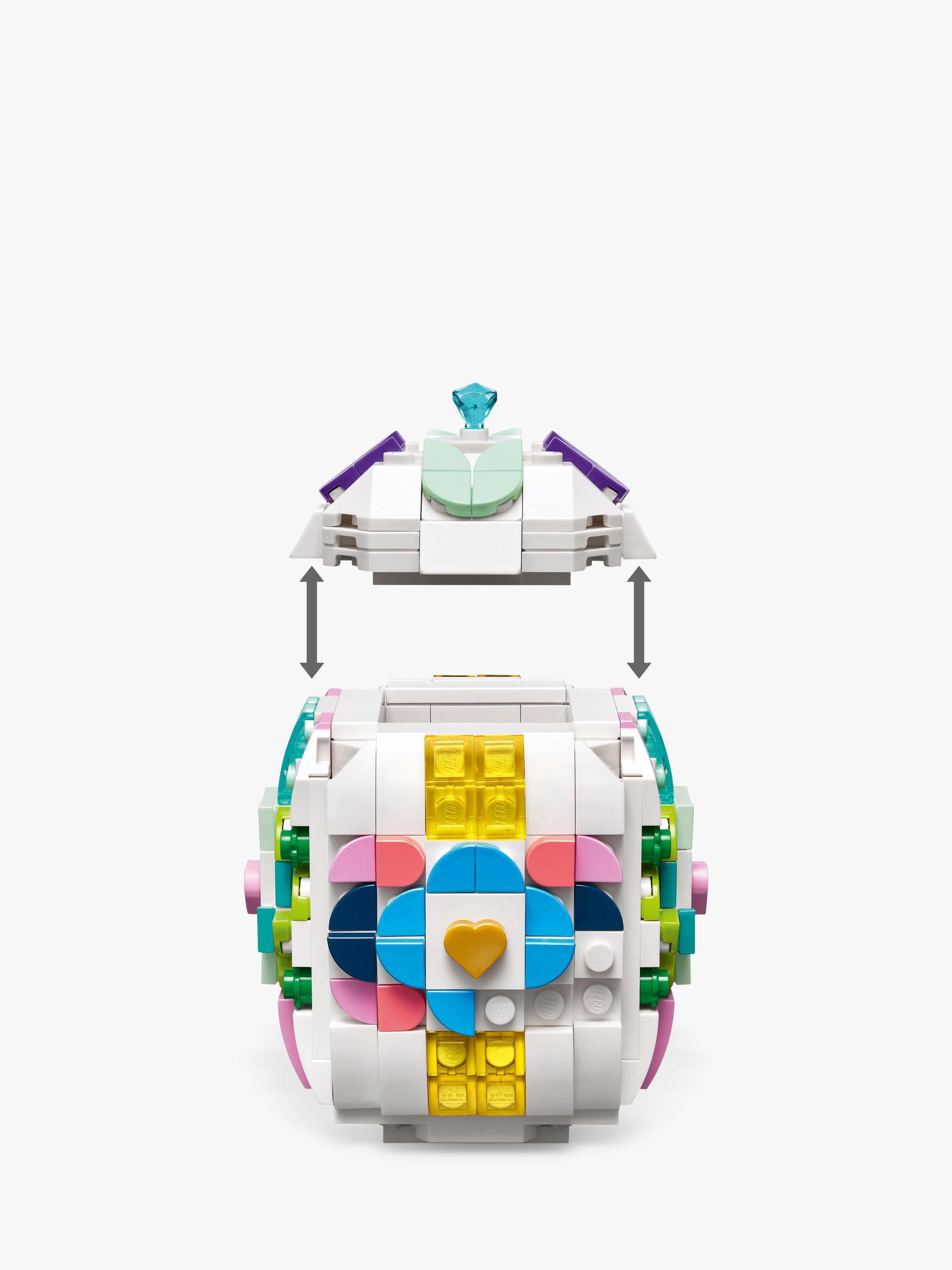 LEGO decorative Easter egg set 40816 386 pieces, UK version