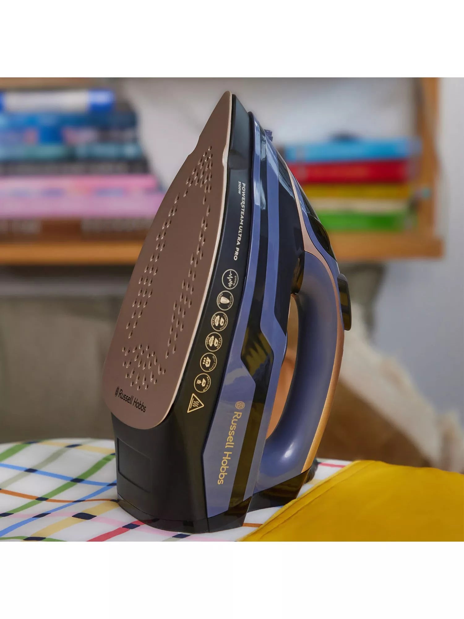 Russell Hobbs Powersteam Ultra Pro iron blue, imported from the UK