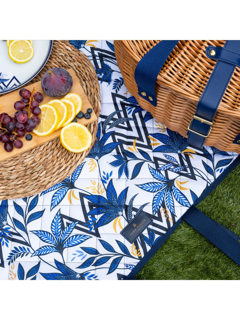 Sara Miller Anniversary large picnic rug blue, UK version