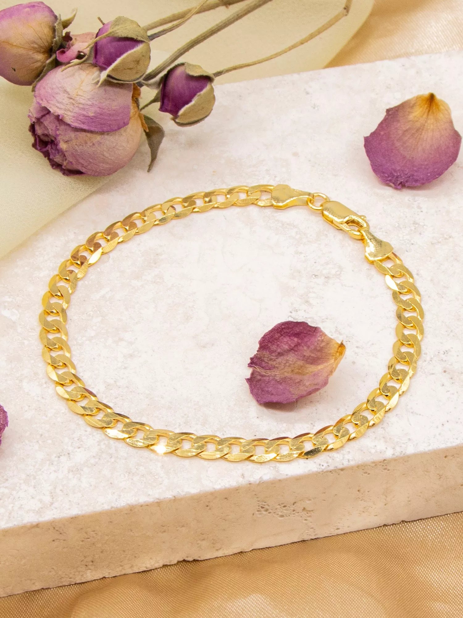 IBB 9ct yellow gold diamond cut curb bracelet 20cm (British brand)