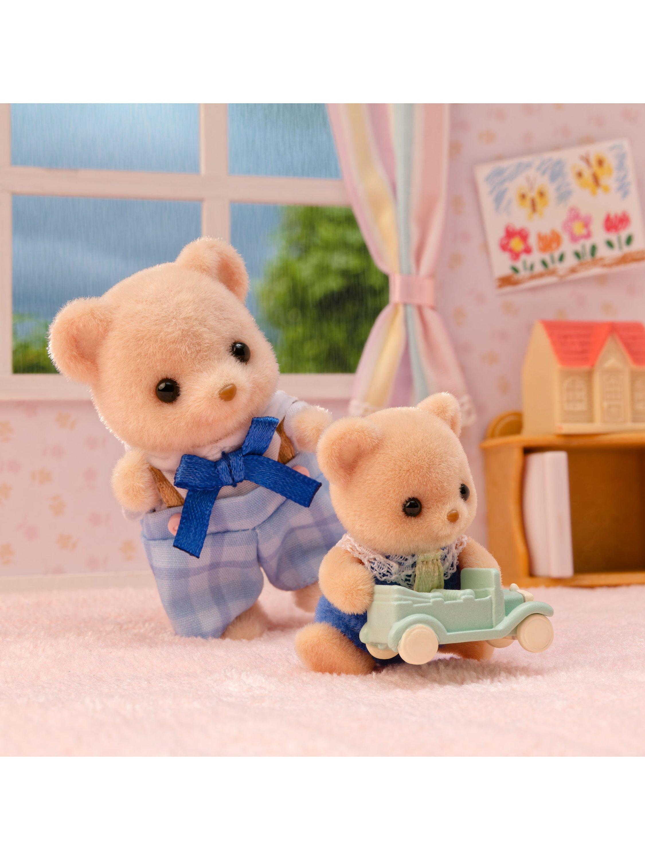 Sylvanian Families Biscuit Bear family toy set - British product