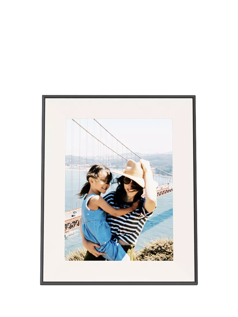 Aura Frames Aspen 12-Inch Digital Photo Frame