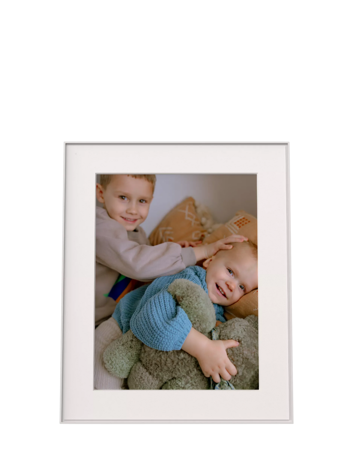 Aura Frames Walden digital photo frame 15 inch - British product