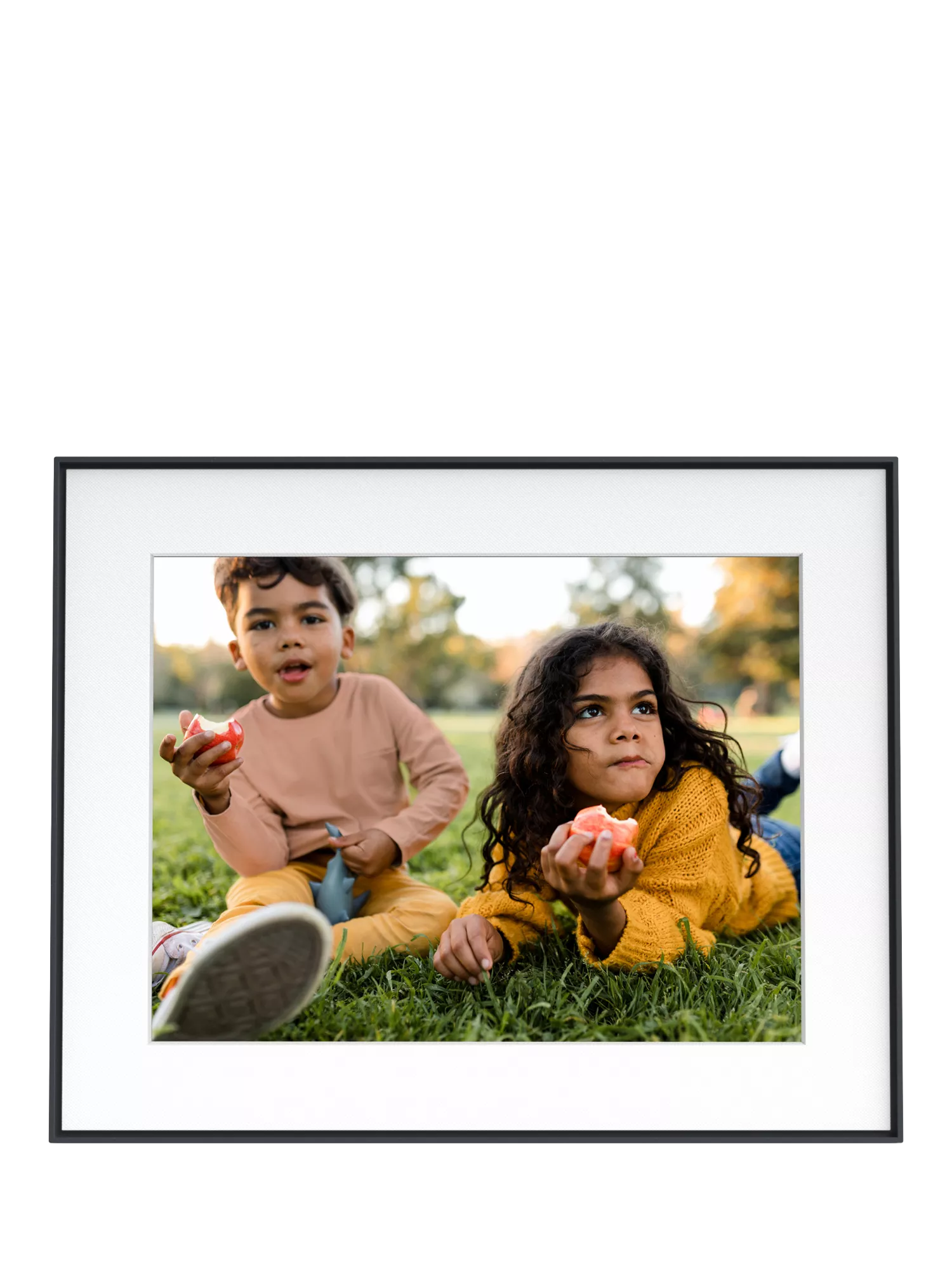 Aura Frames Walden Digital Photo Frame 15 inch