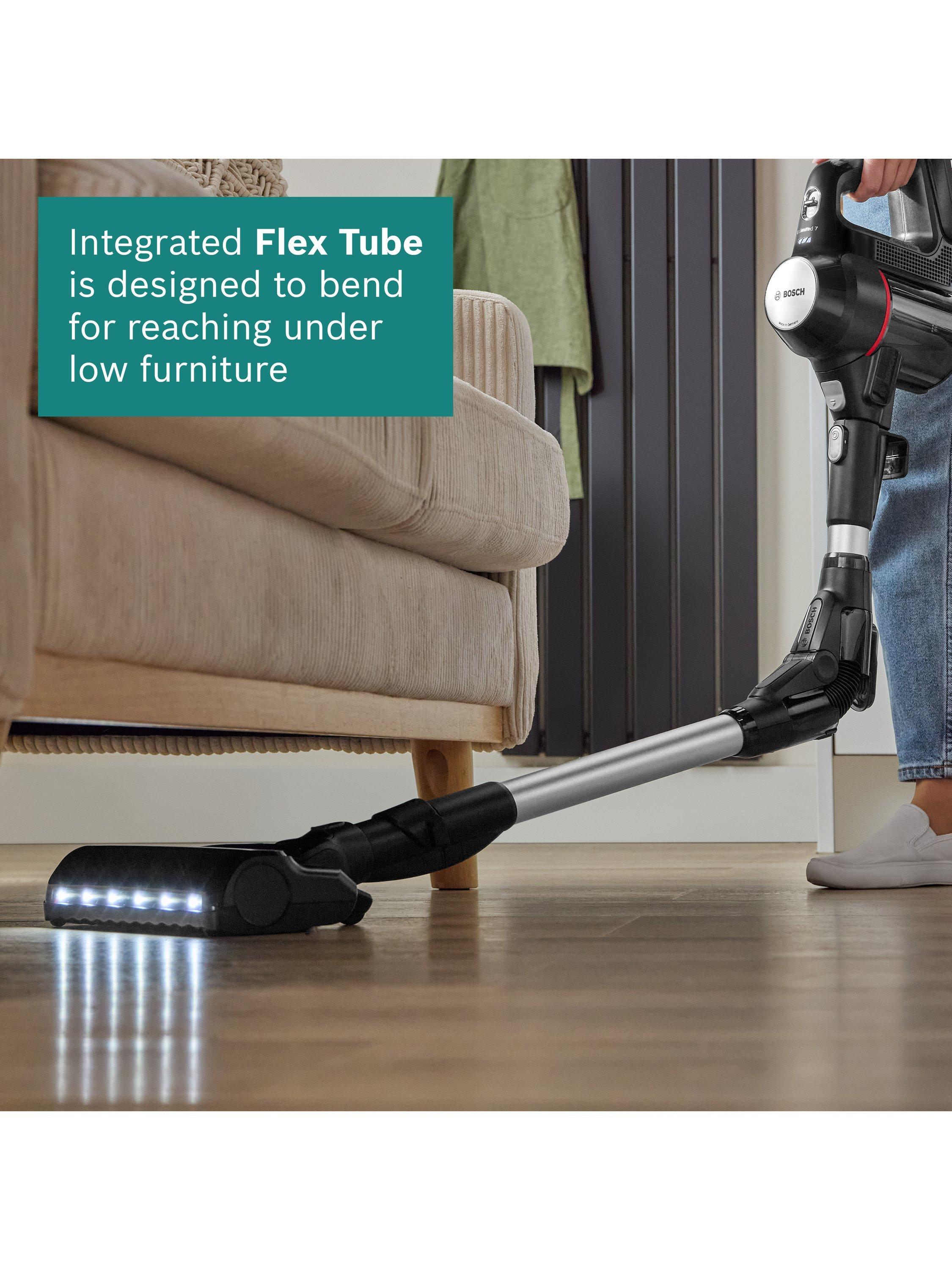 Bosch Unlimited 7 cordless vacuum cleaner in black, imported from the UK