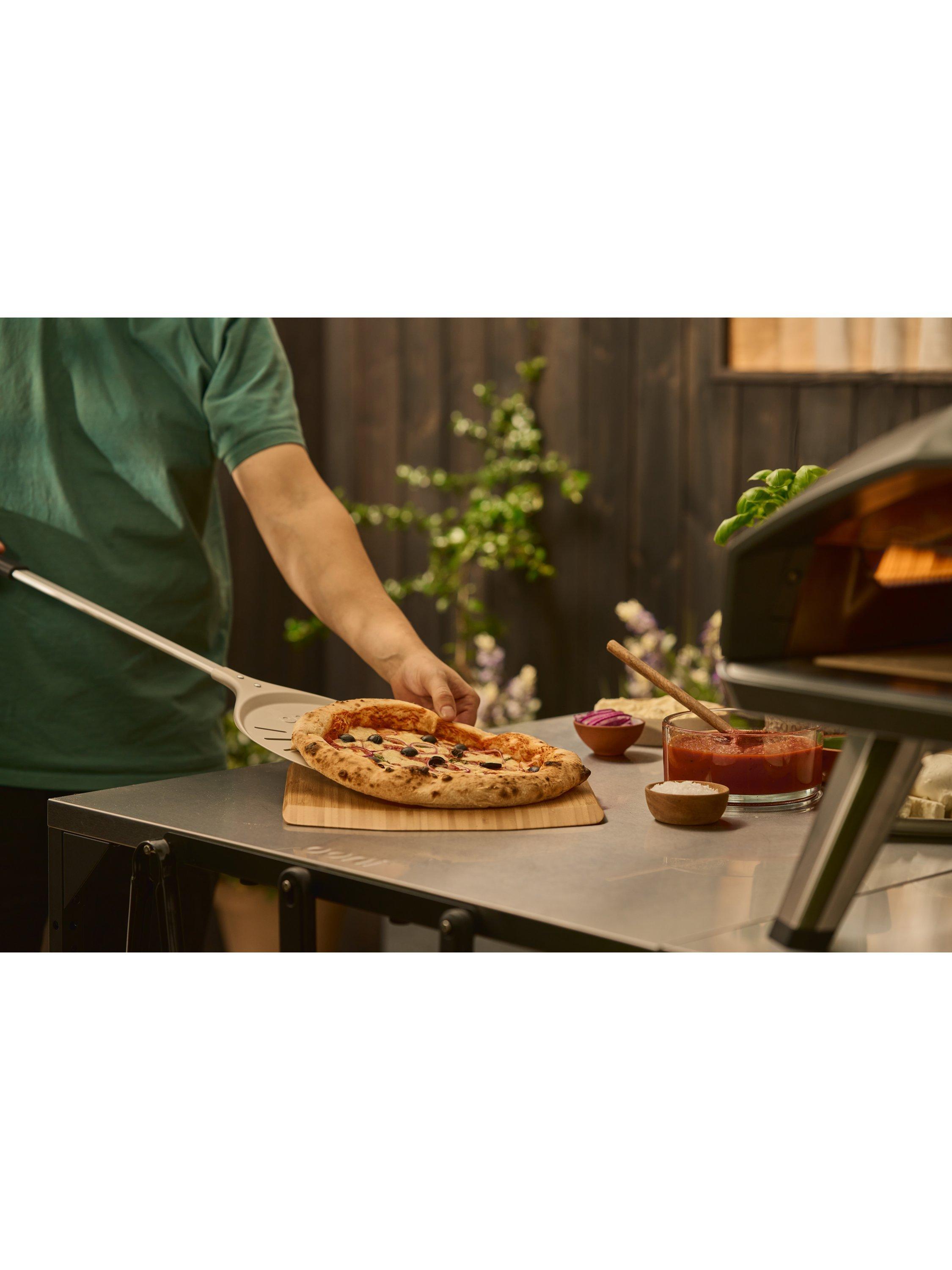 Ooni 7 inch pizza turning peel anodised aluminium, imported from the UK