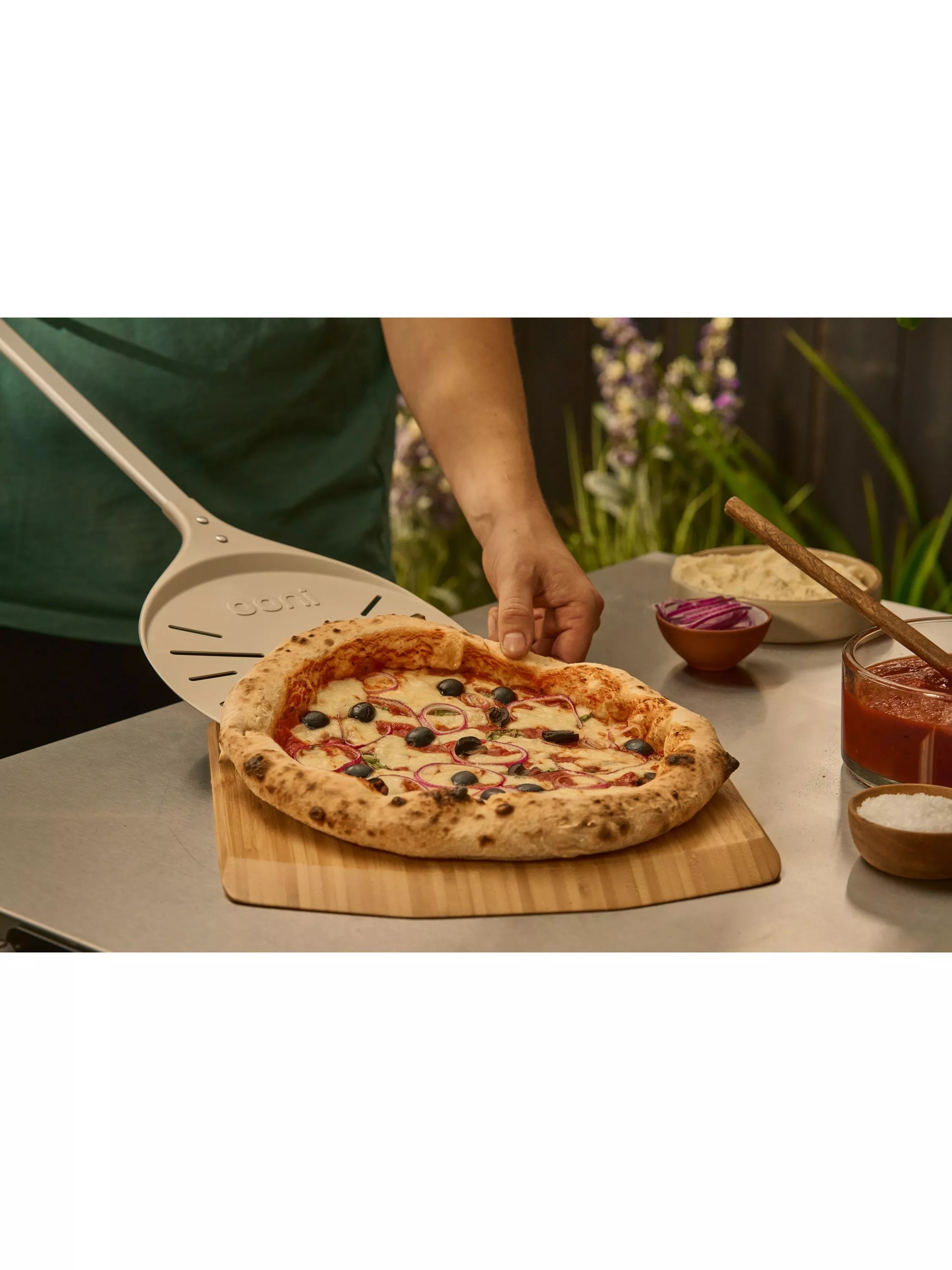 Ooni 7 inch pizza turning peel anodised aluminium, imported from the UK