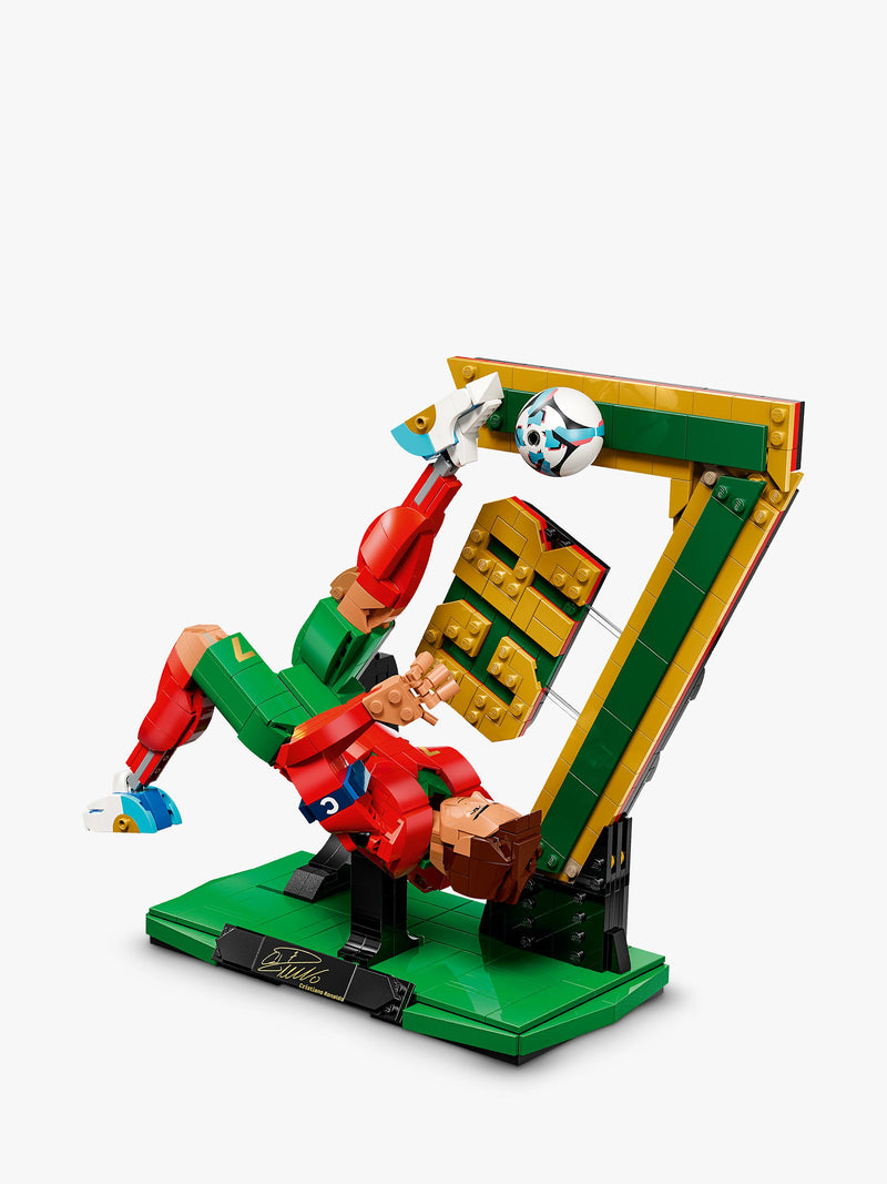 LEGO Cristiano Ronaldo display figure 854 pieces (British brand)