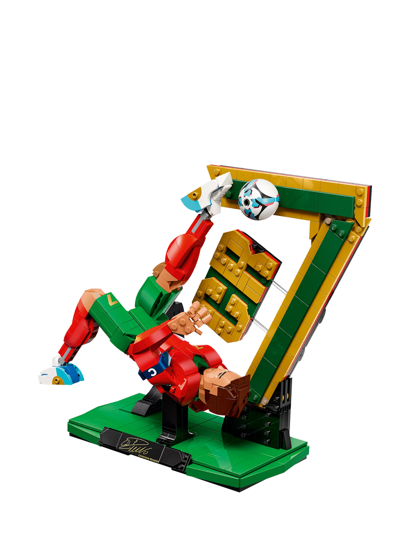 LEGO Cristiano Ronaldo display figure 854 pieces (British brand)