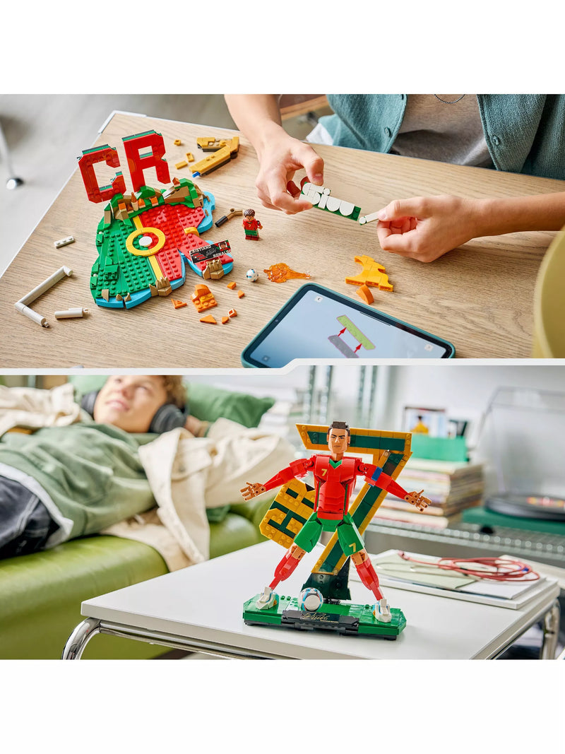 LEGO Cristiano Ronaldo display figure 854 pieces (British brand)