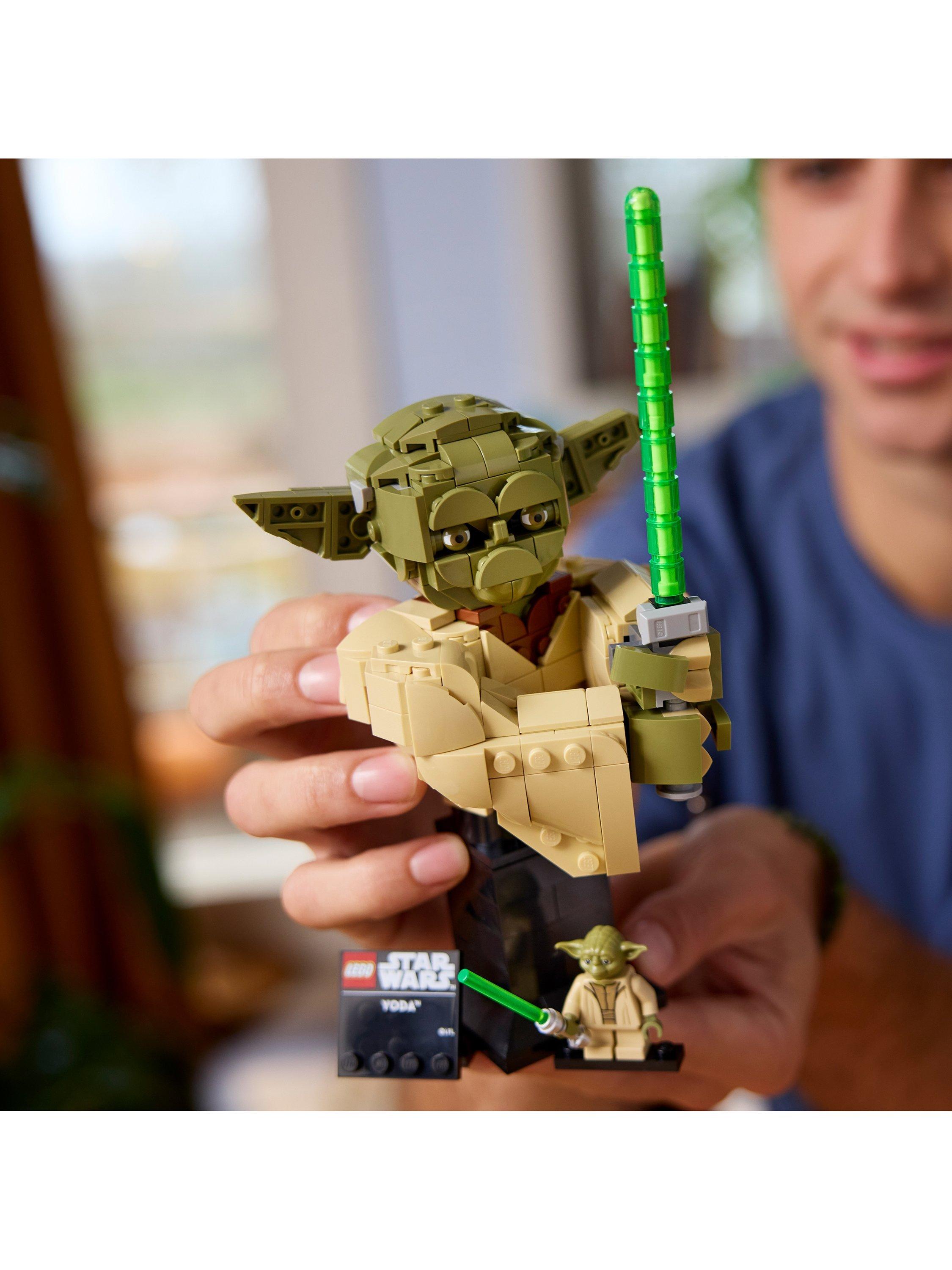 LEGO Star Wars Yoda Bust 75438 building toy (British brand)