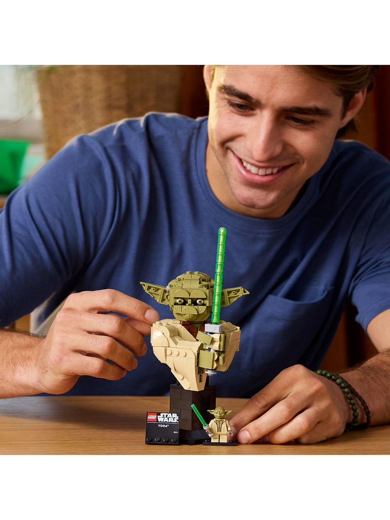 LEGO Star Wars Yoda Bust 75438 building toy (British brand)
