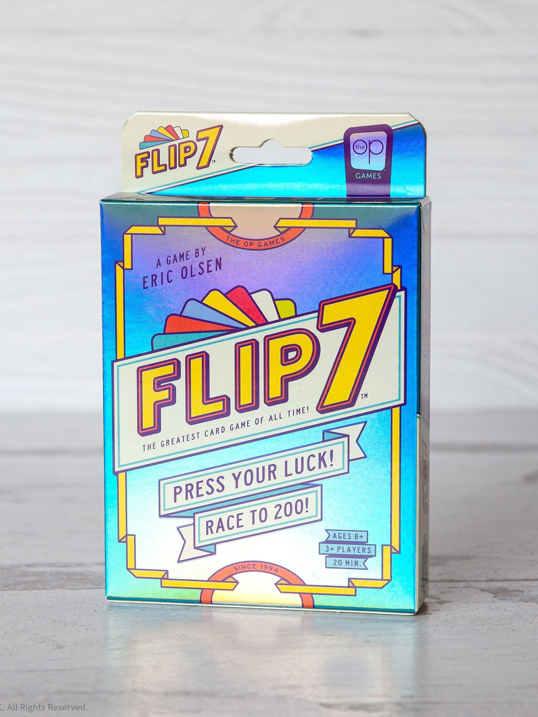 Asmodee Flip 7 card game for 3 players - British product