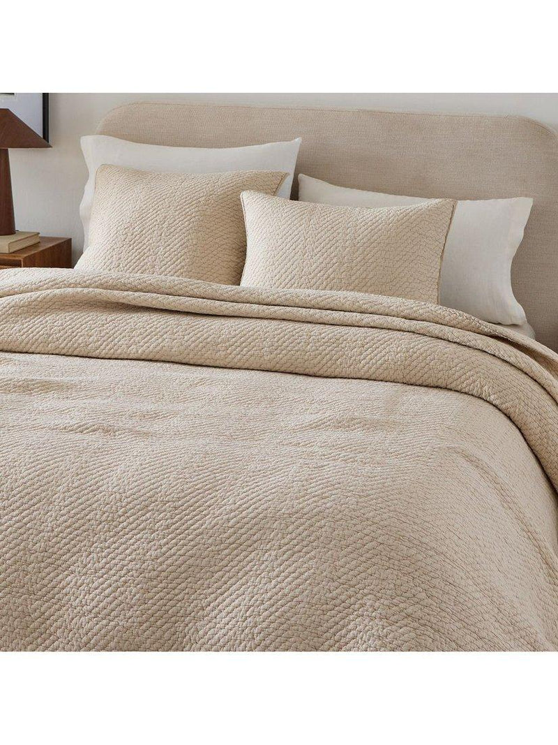 West Elm Matelassé bedspread Sand super king size, UK version