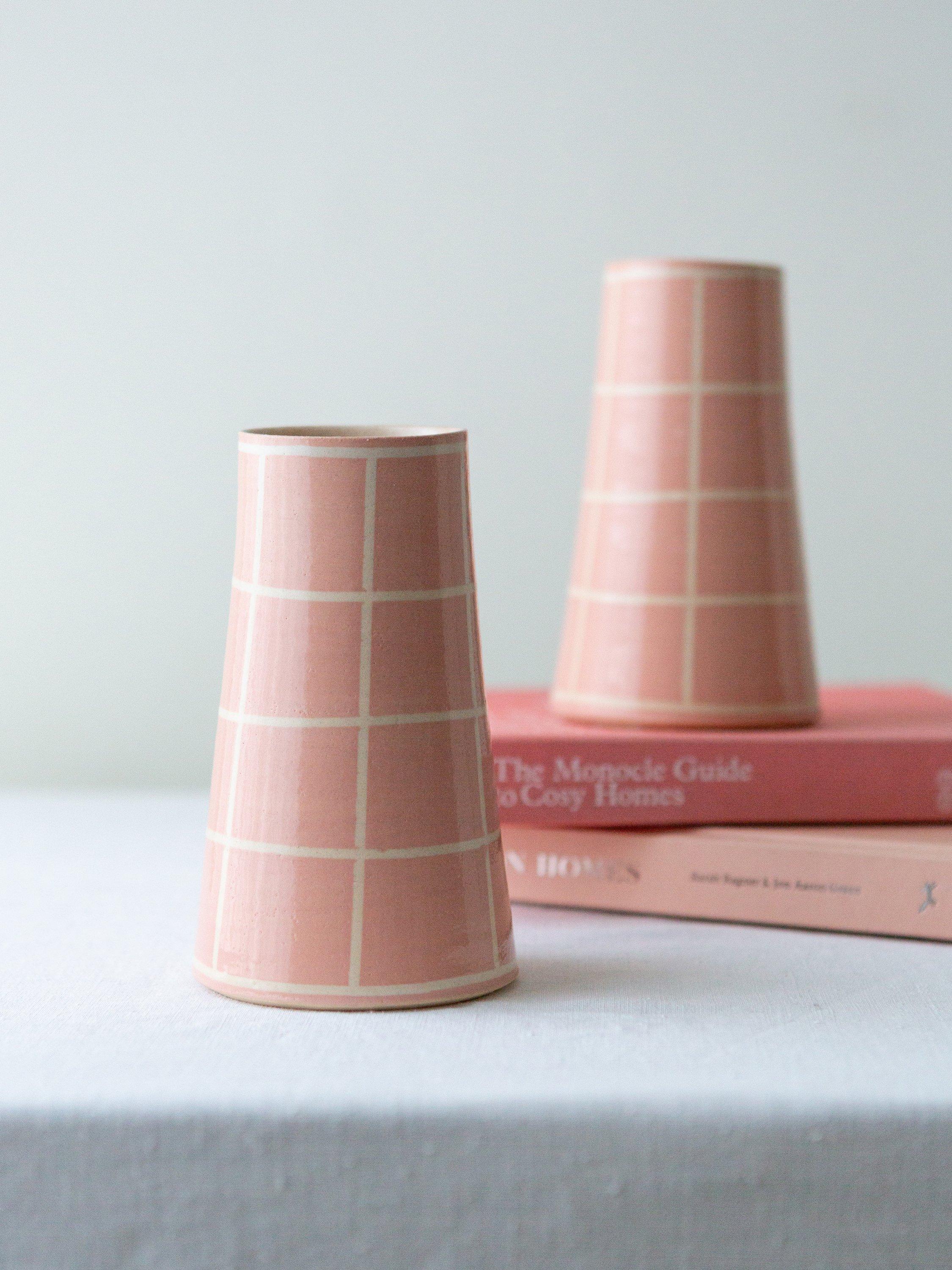 The Small Home check vase multi H17cm (British brand)