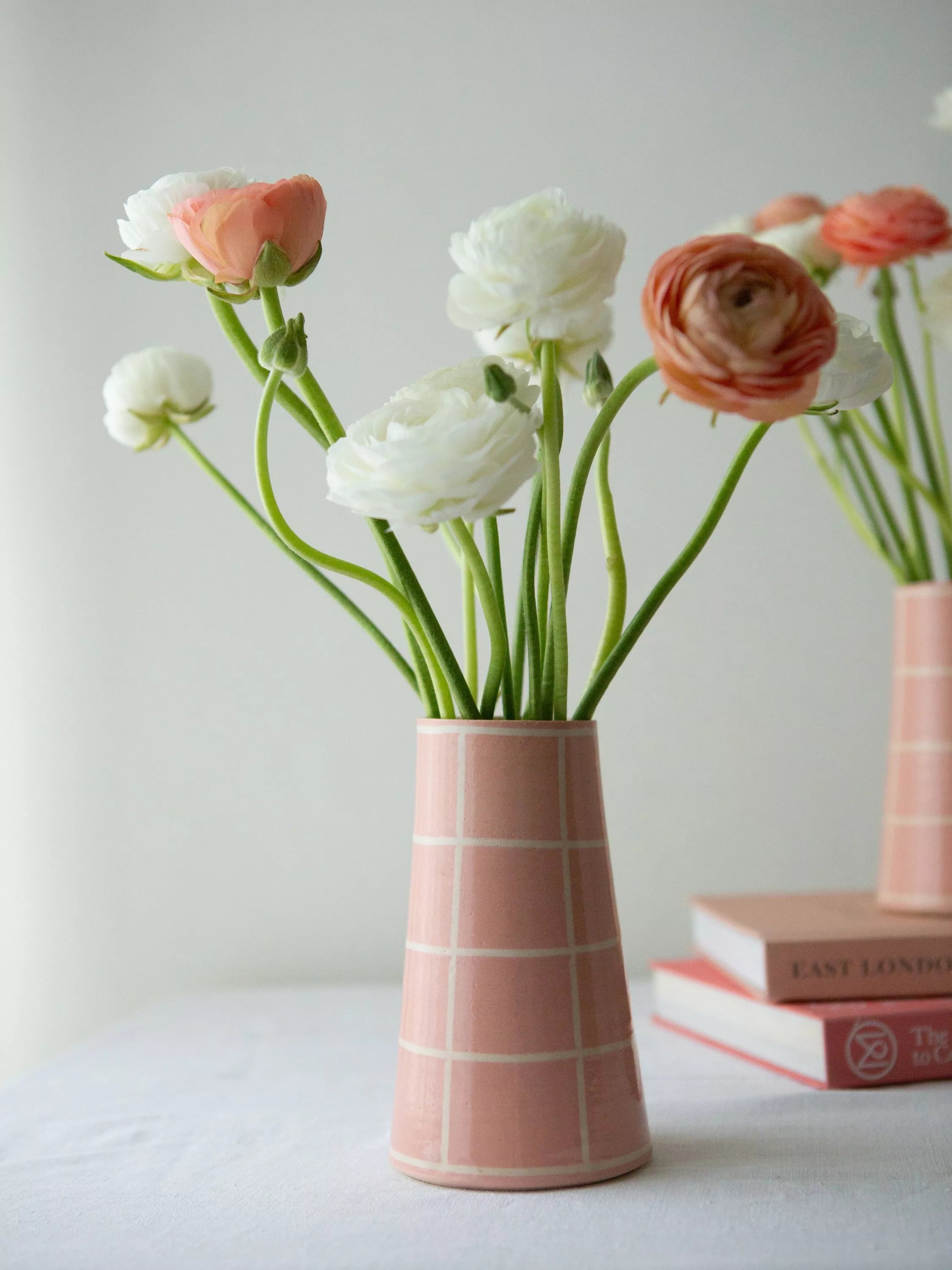 The Small Home check vase multi H17cm (British brand)