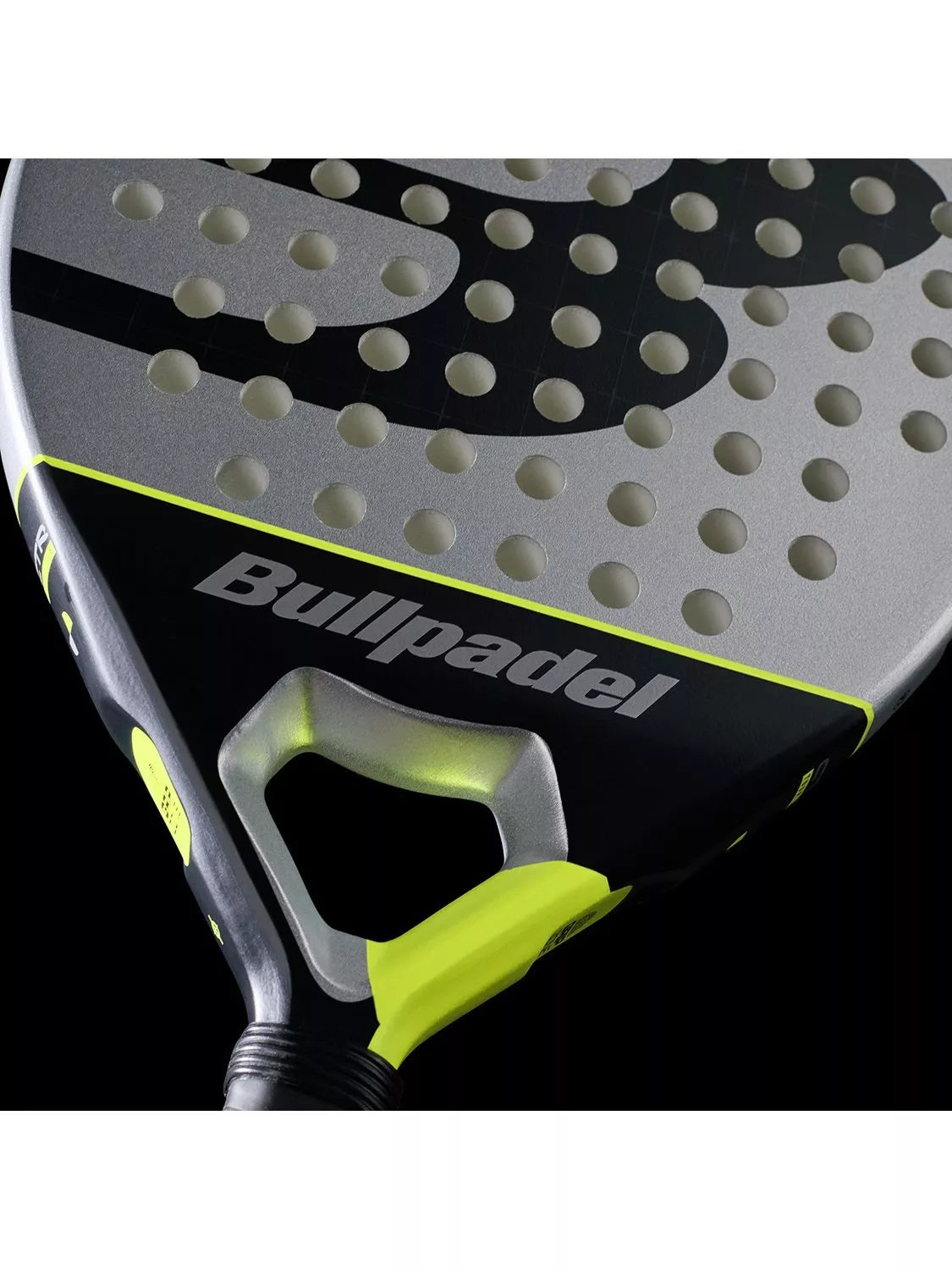 Bullpadel Indiga CTR round-shaped padel racket silver multi (British brand)