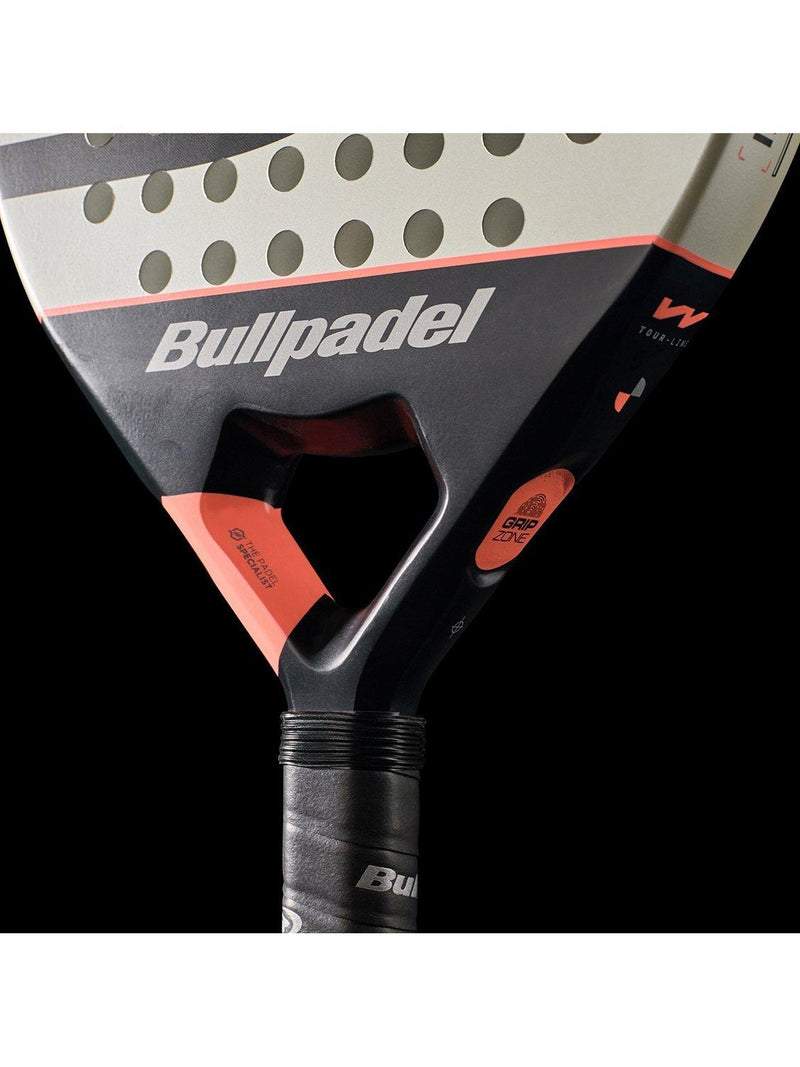 Bullpadel Indiga W round-shaped padel racket off white (British brand)