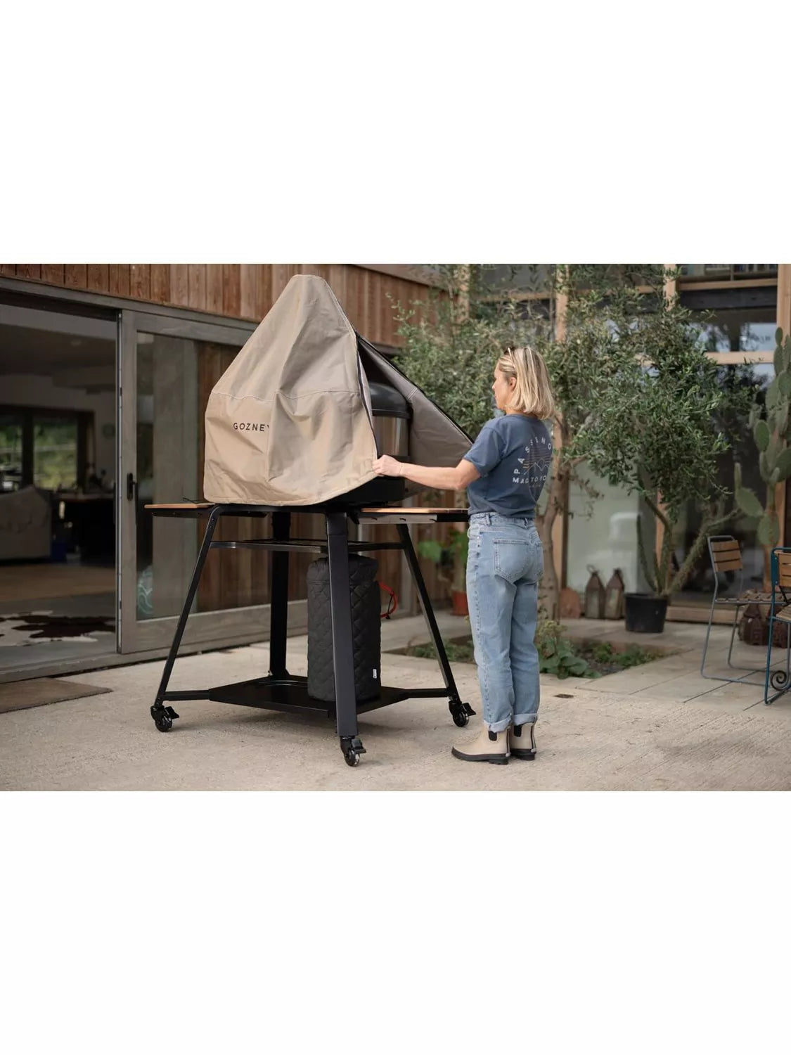 Gozney Dome Gen 2 pizza oven cover, UK version
