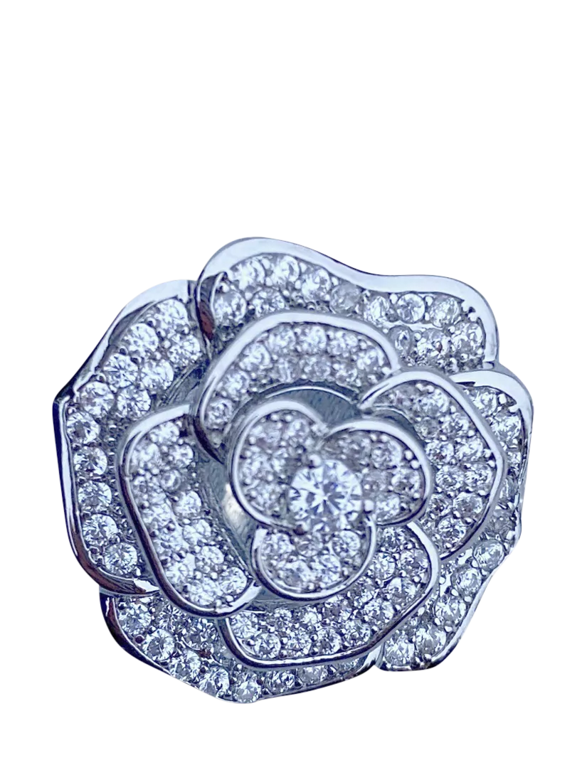 QueenMee silver rose brooch with diamante trim - British product