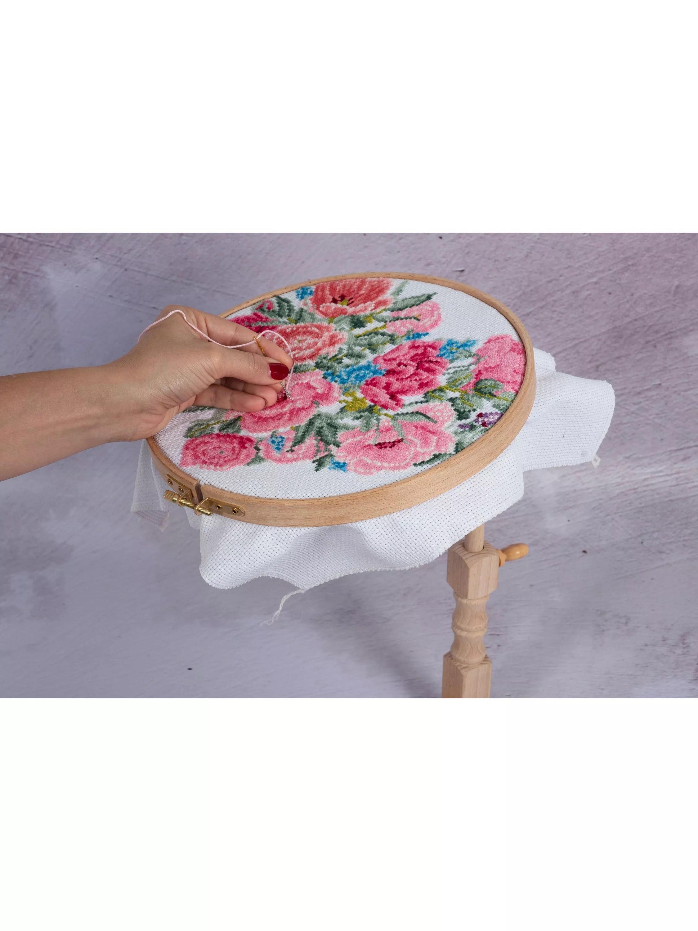 Milward embroidery seat stand with three hoops - British product