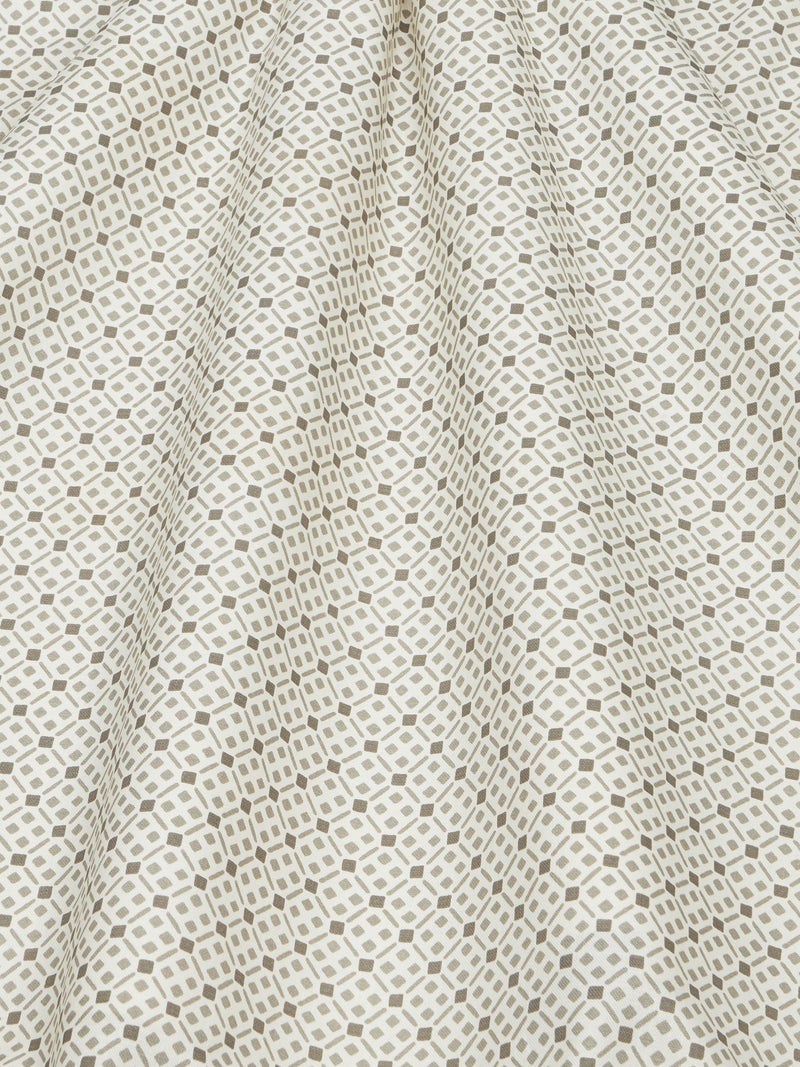 Liberty London Tapestry Trellis fabric 140cm (British brand)