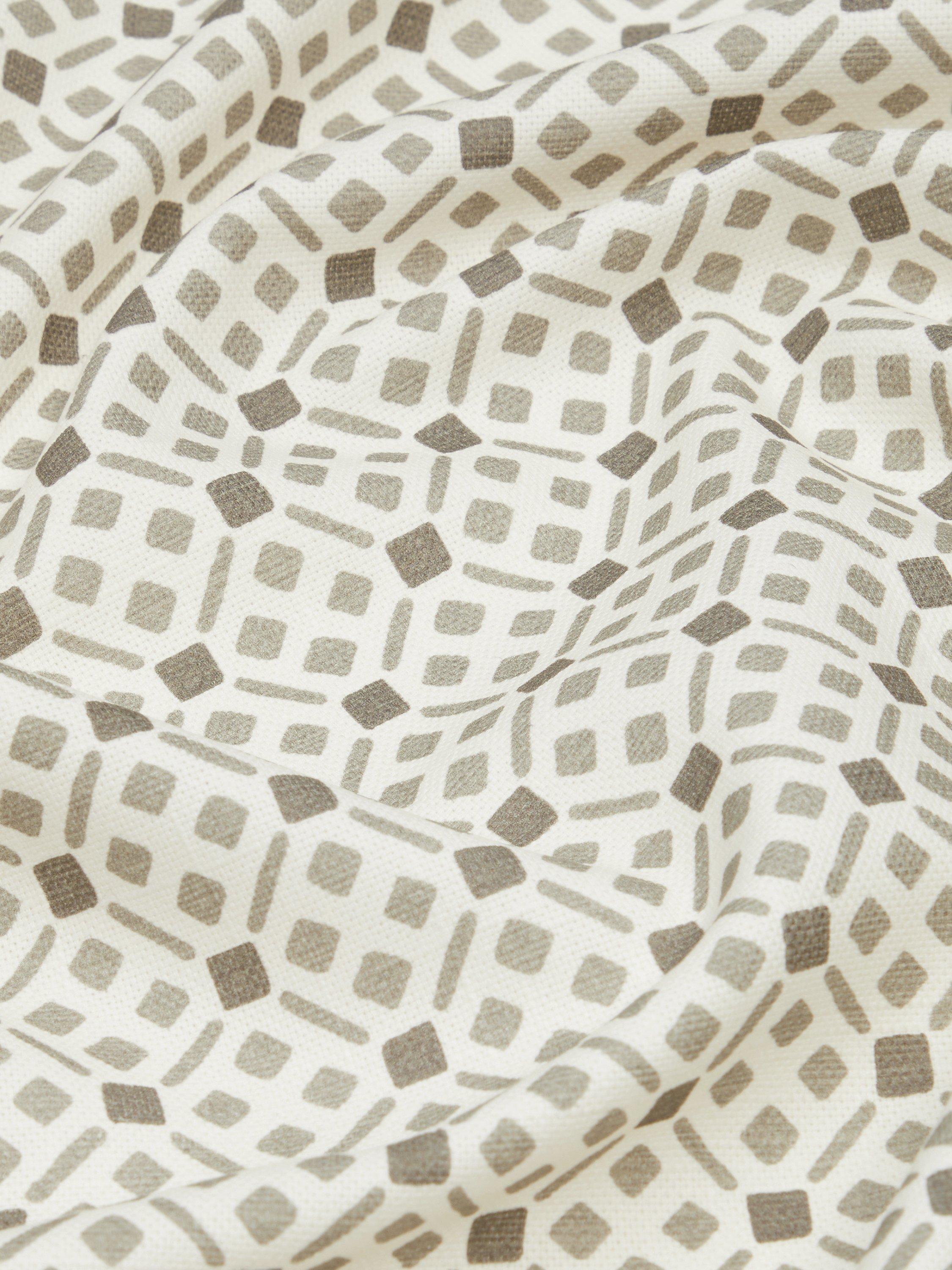 Liberty London Tapestry Trellis fabric 140cm (British brand)