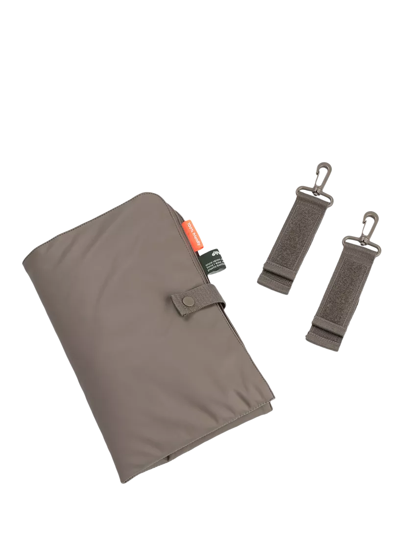 Done by Deer changing backpack Taupe 20L - British product