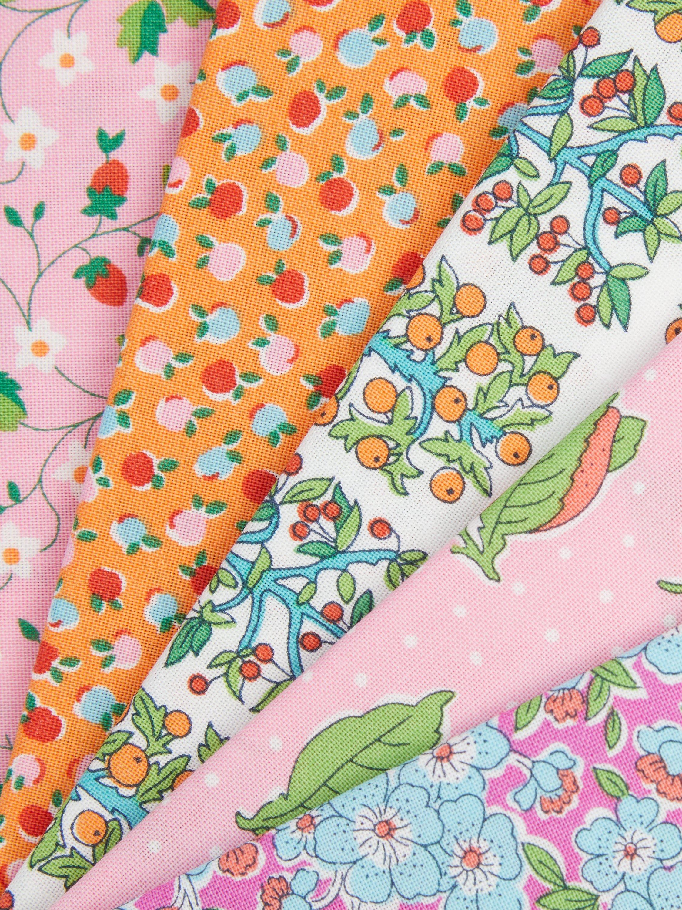 Liberty Fabrics cotton fat quarter quilt fabric peach pack 5 (British brand)