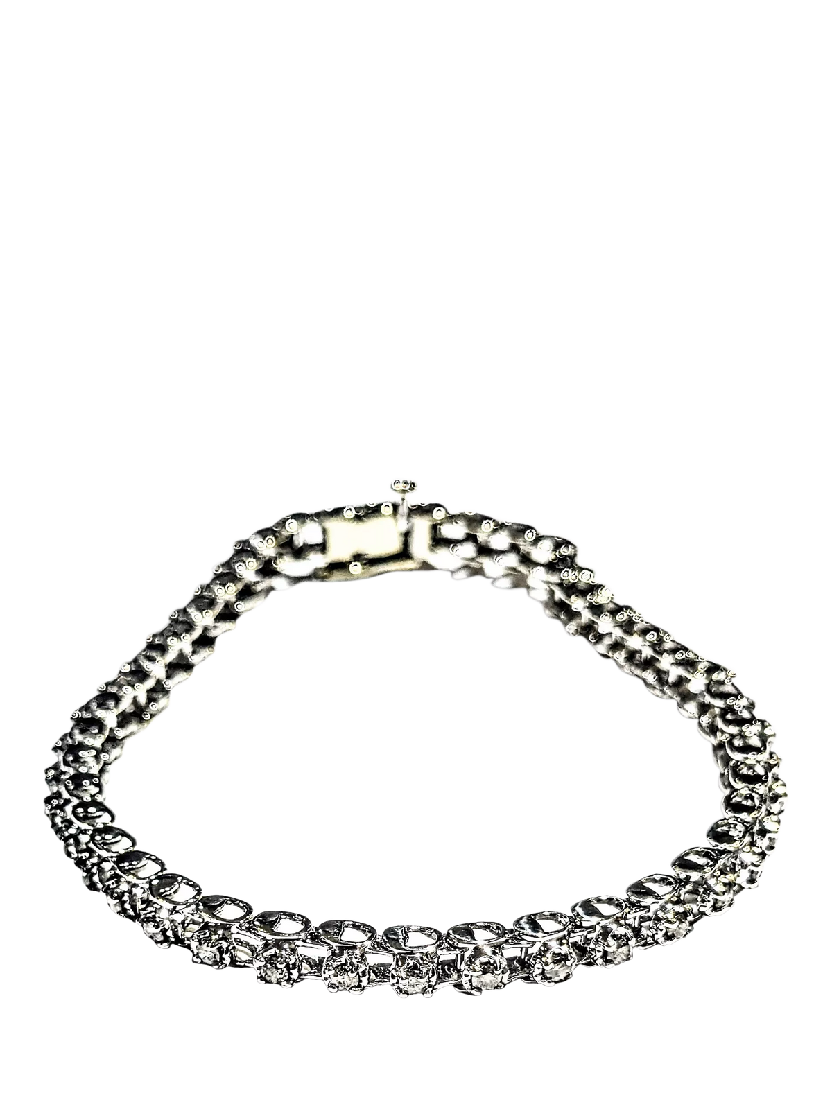 L & T Heirlooms pre-loved 9ct white gold diamond bracelet 18cm - British product