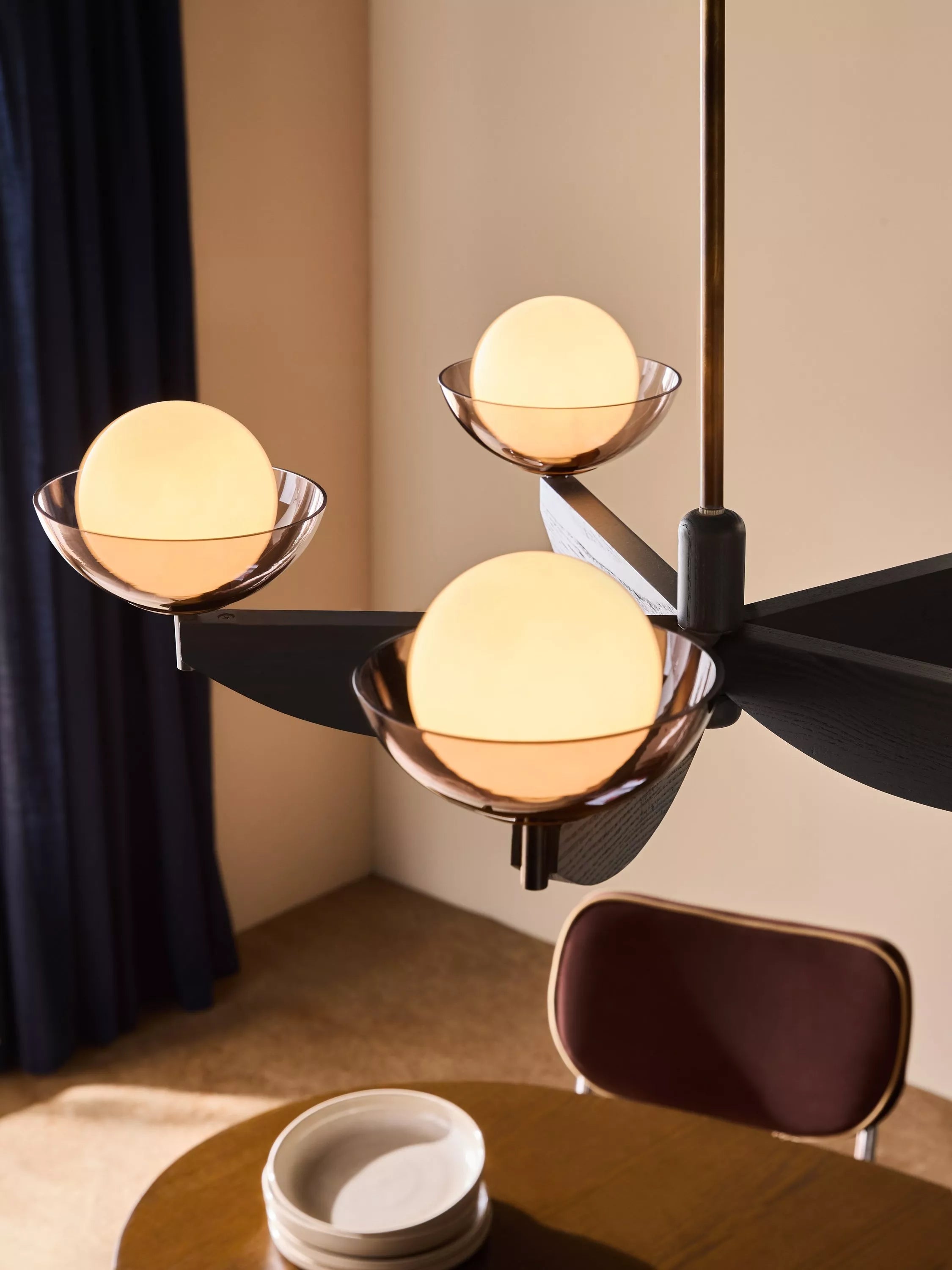 MADE Layla five-arm pendant ceiling light black (British brand)