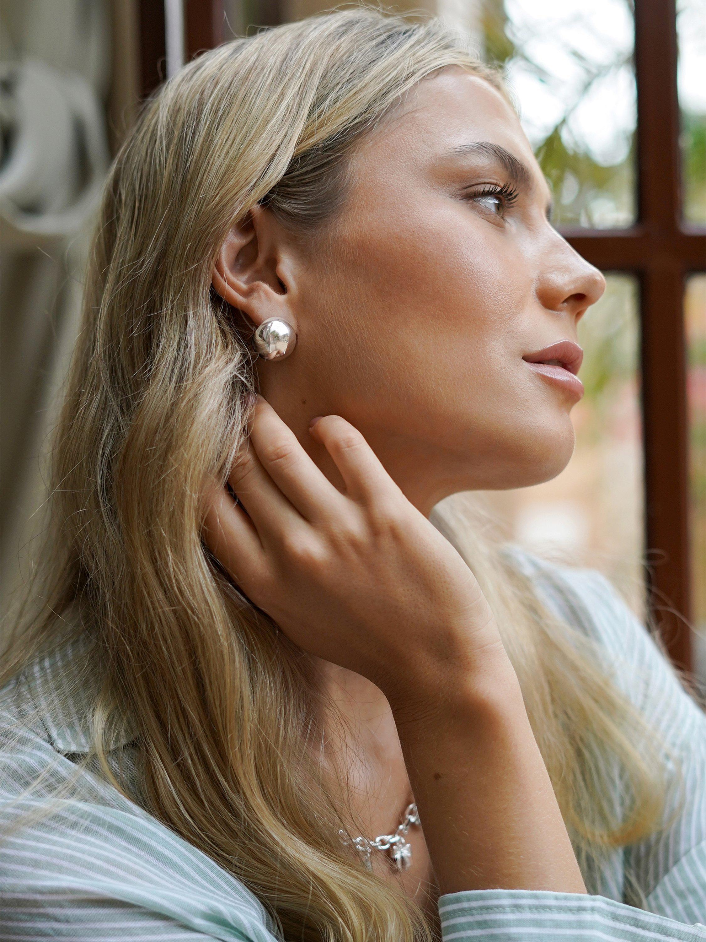 Estella Bartlett maxi ball stud earrings silver (British brand)