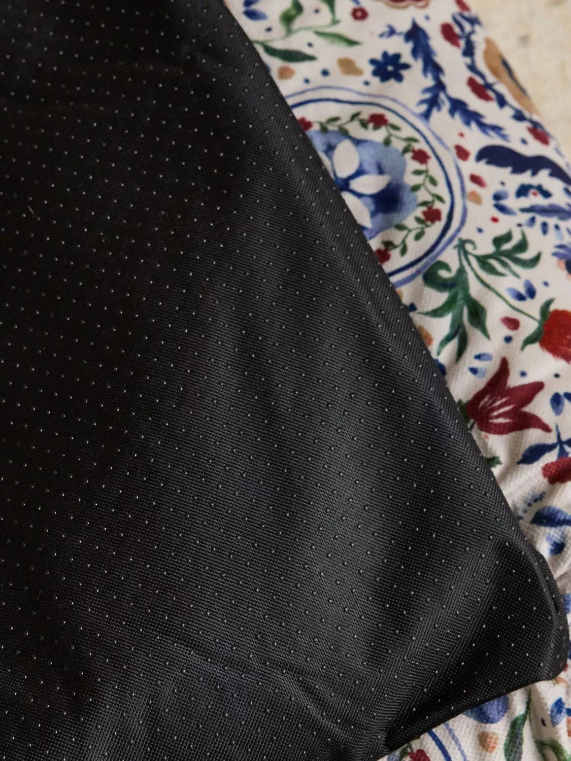 Joules floral pet bed with reversible cushion, UK version