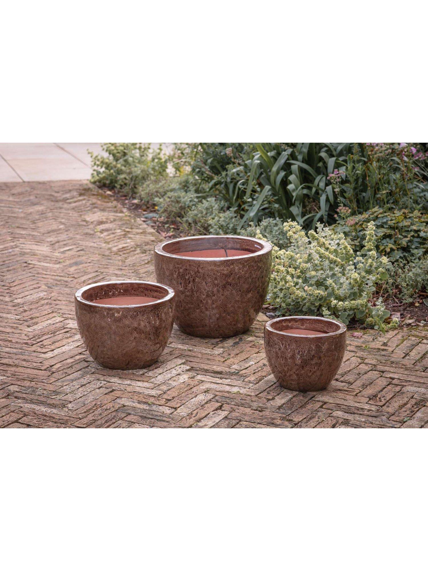 nkuku Dunai small terracotta planter 27cm metallic copper - British product