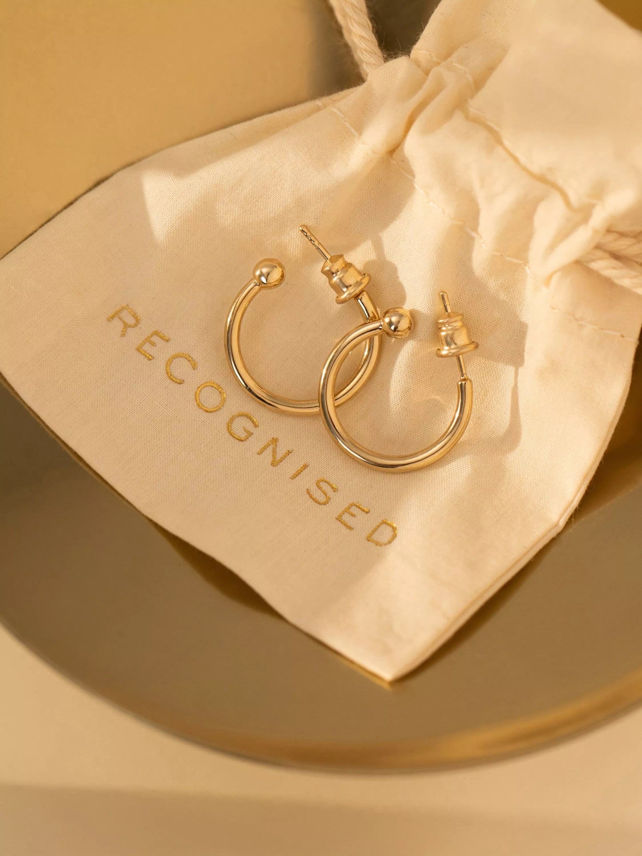 Recognised pearl hoop earrings gold vermeil - British product