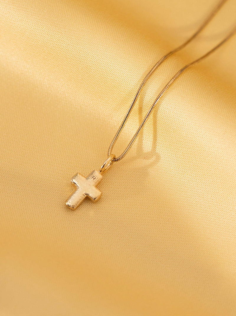 Recognised cross pendant necklace snake chain 45cm, UK version
