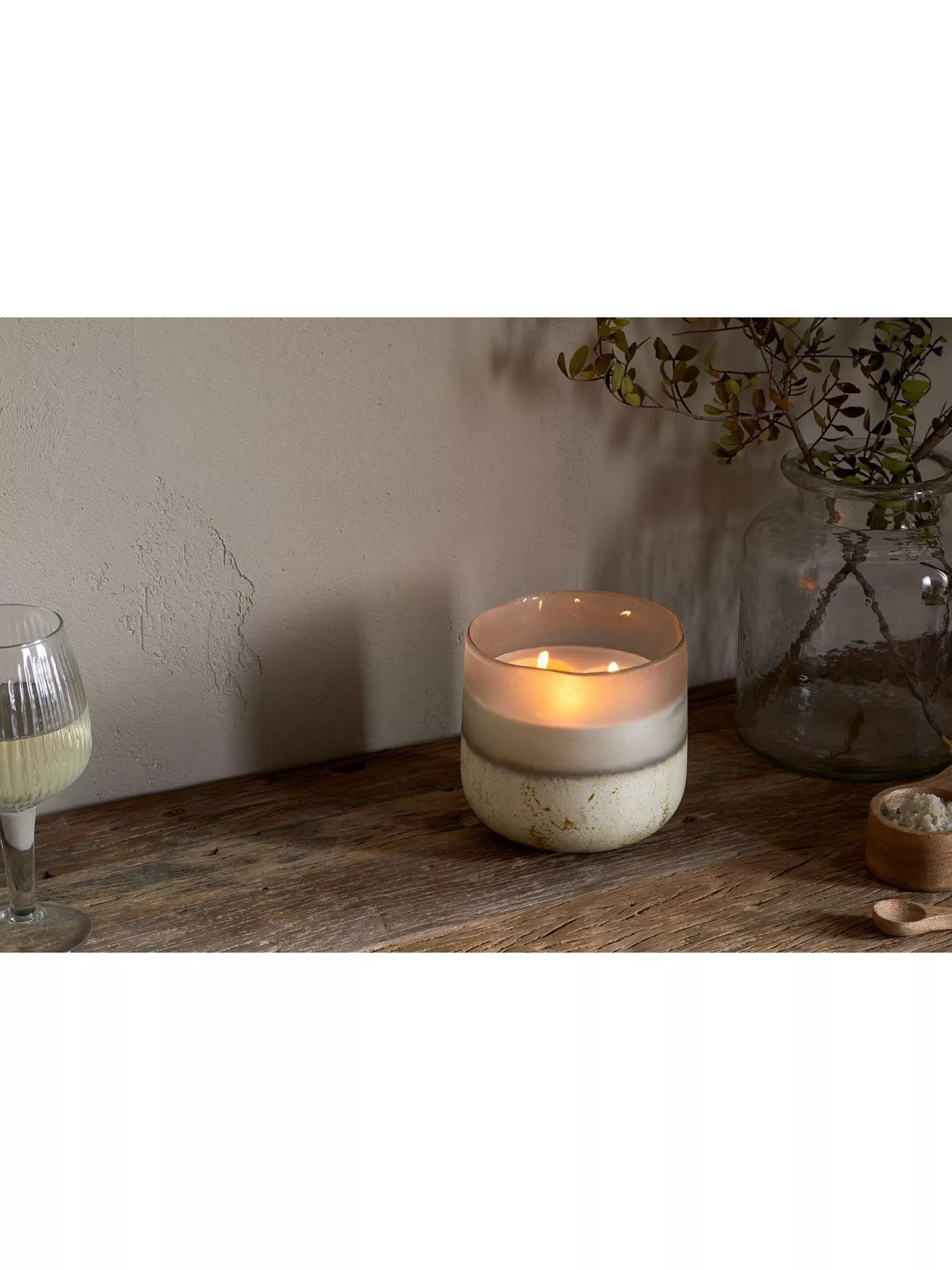 nkuku scented candle sea salt and moss 3 wick, UK version