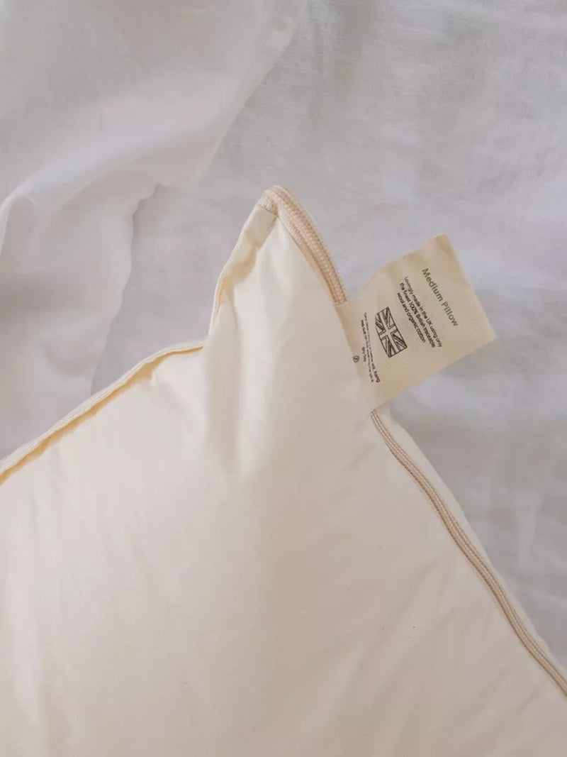 Floks wool pillow standard medium, UK version