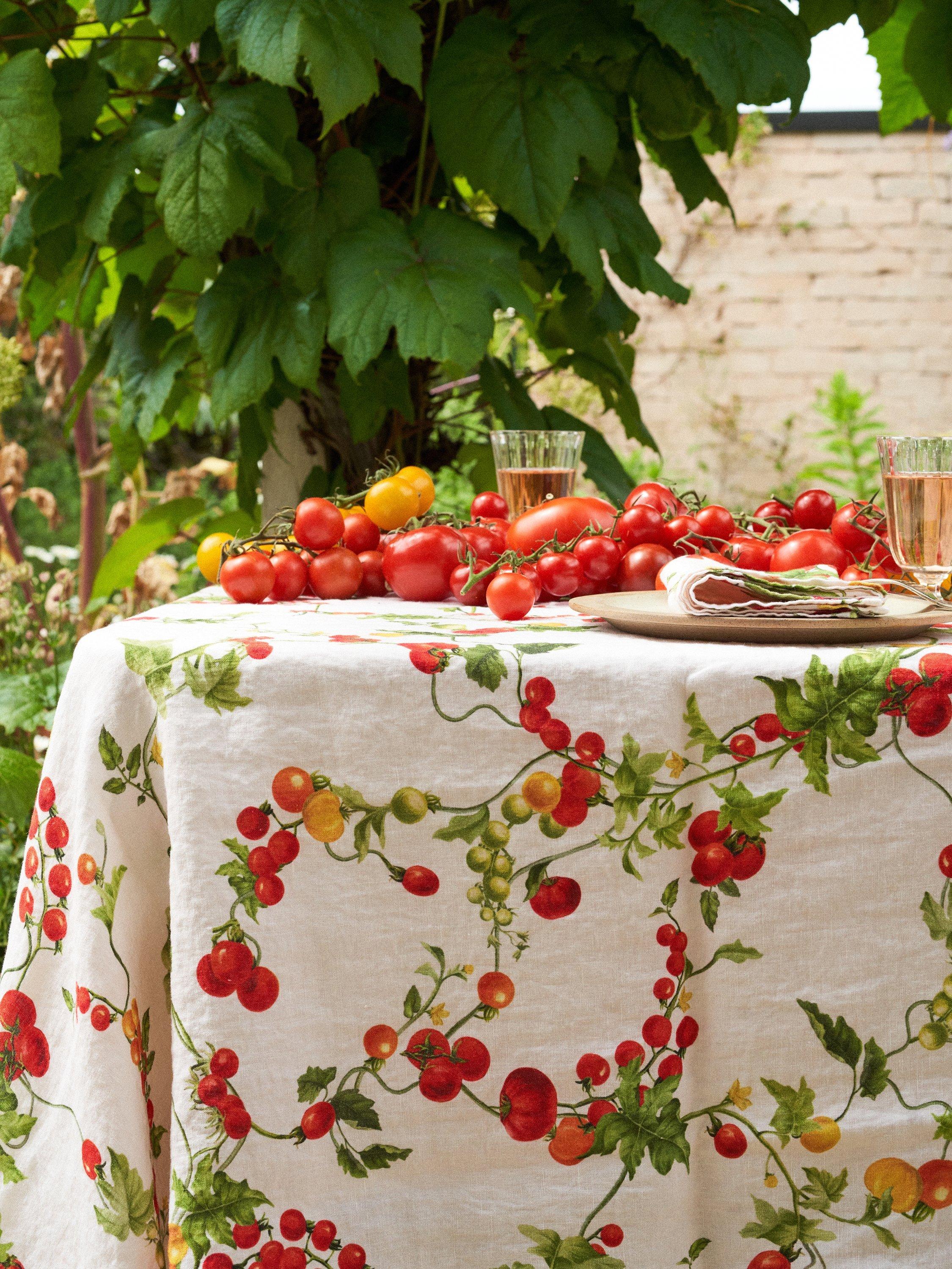 By Hope Pomodoro linen tablecloth 250x143cm, imported from the UK