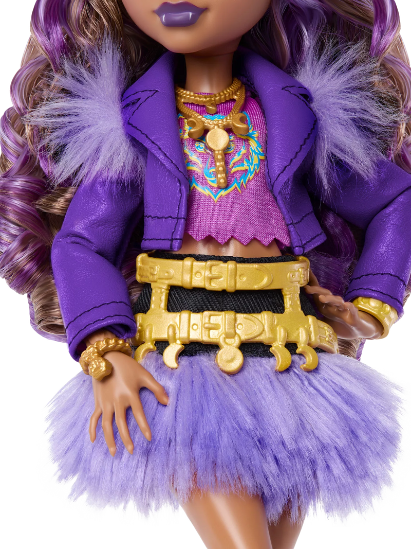 Monster High Clawdeen Wolf fashion doll with Crescent (British brand)