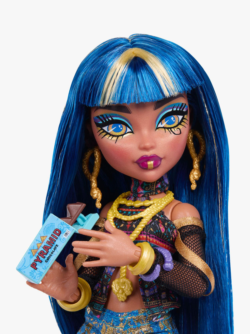 Monster High Cleo De Nile fashion doll with Hissette, imported from the UK