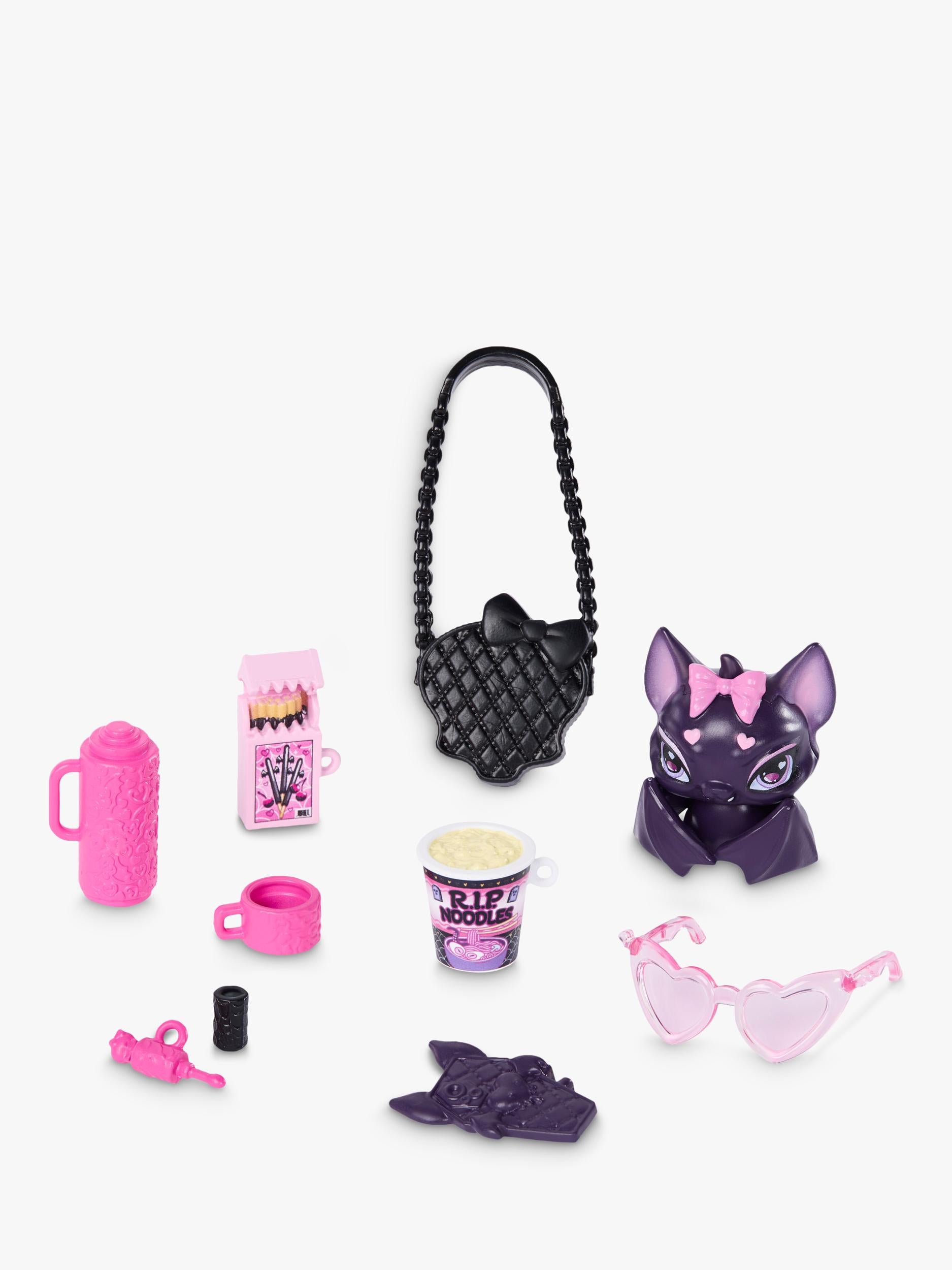 Monster High Draculaura doll with Count Fabulous pet (British brand)