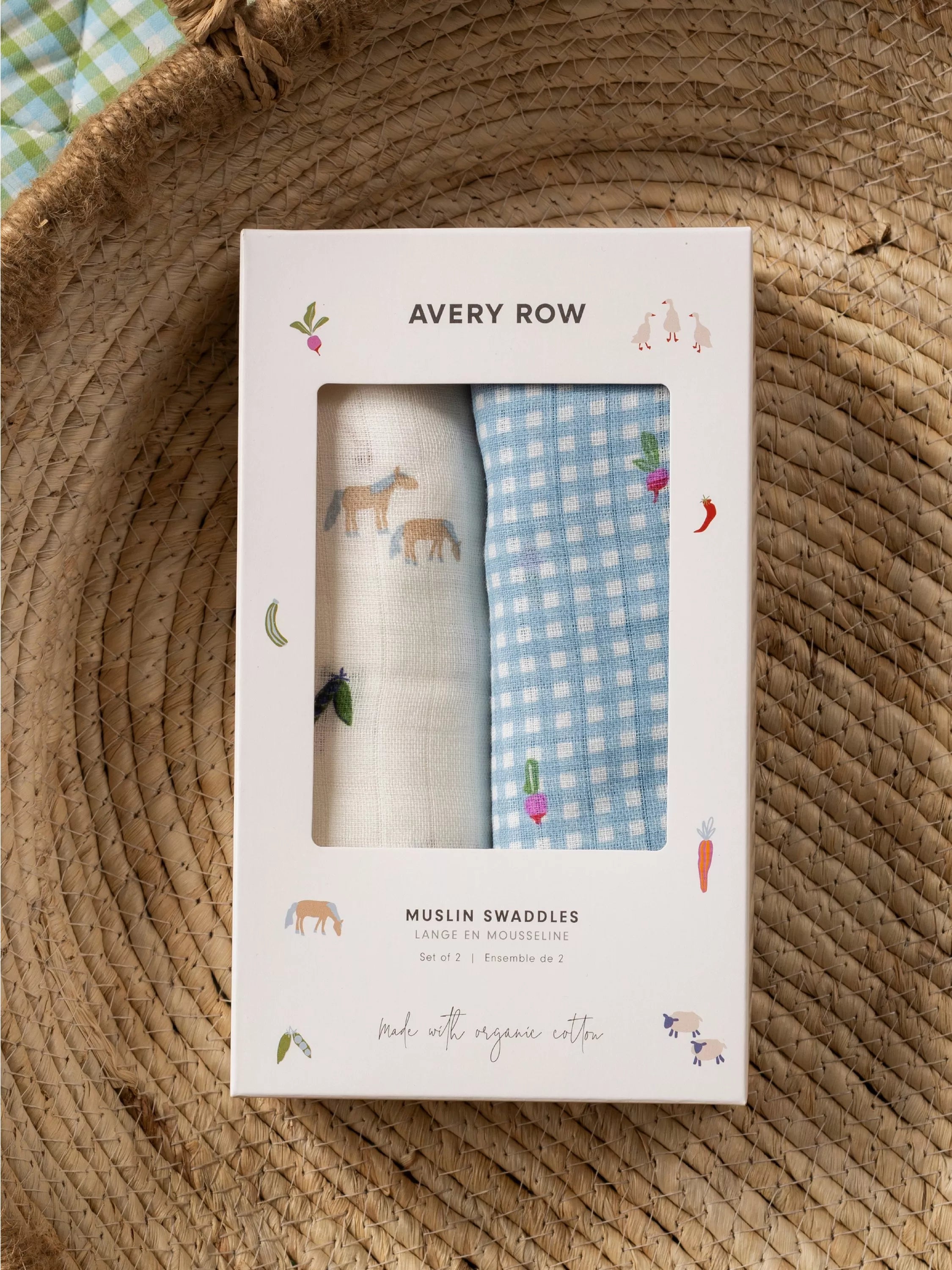 Avery Row muslin swaddle 2-pack Little Farm, imported from the UK