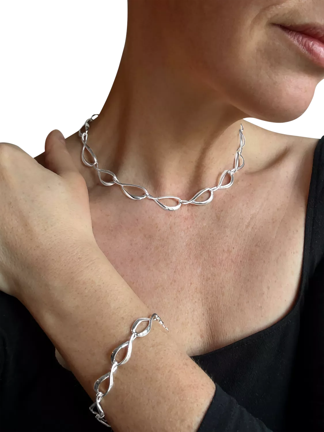 Nina B sterling silver ripple link necklace 43cm, UK version