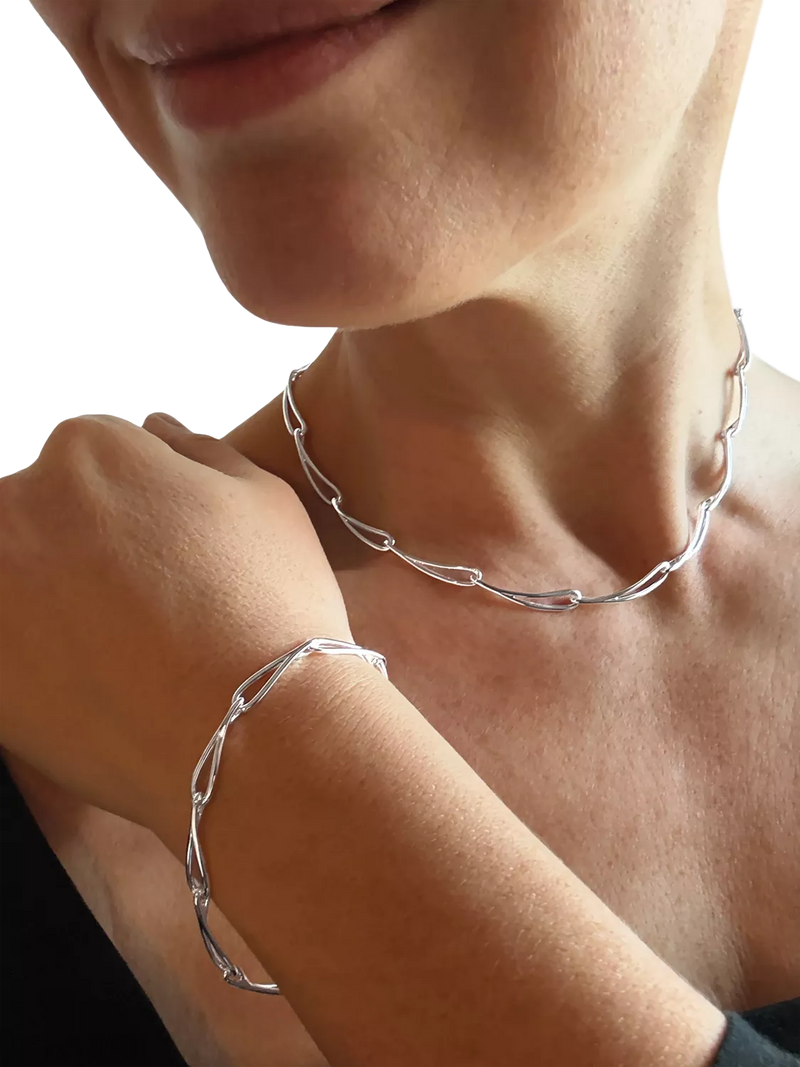 Nina B sterling silver slim loop link bracelet UK version